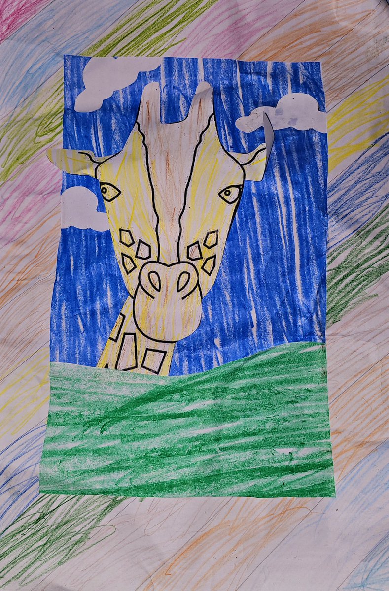 autcareandshare's tweet image. Ryan loves doing artwork at his daycentre, yesterday he did this fantastic photo of a giraffe. 🦒