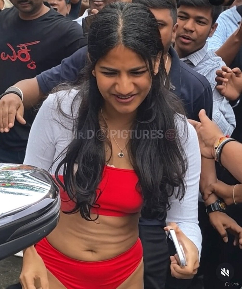 Toxic_Sir21's tweet image. ಹೇಳ್ಕೊಳೋದು ರಾಜವಂಶ ಅಂತ ಮಾಡೋದು ಕಚಡಾ ಕೆಲ್ಸಾ ತು ನಿಮ್ ಜನ್ಮಕ್ಕೆ 🤮

ಅಪ್ಪು ಸರ್ ಮಗಳು ಕನ್ರೊ ಅವಳು .
ಅವಳಿಗೂ ನಾಚಿಕೆ ಆಗೋಲ್ಲ ಅನ್ಸುತ್ತೆ ಯಾವ್ ತರ ಬರ್ಬೇಕು ಹೊರಗೆ ಬರೋವಾಗ ಅನ್ನೋದು ಗೊತ್ತಾಗಲ್ವಾ ಅವ್ಳಿಗೆ .

ಪಾಪ ಒಂದು ಹುಡುಗಿಗೆ ಈ ತರ ಮಾಡೋದಾ ? 🤮

#Ekka #EkkaFromJuly18 #PuneethRajakumar