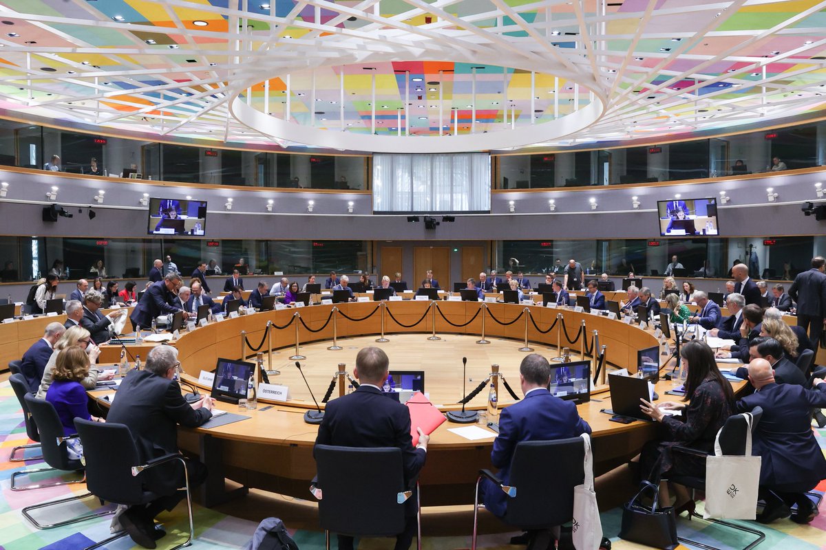Portugal na UE 🇵🇹🇪🇺 (@rpportugalue) on Twitter photo #GAC | Secretary of State for European Affairs <a href="/ines_cldomingos/">Inês Domingos</a> at the General Affairs Council.
Agenda:
→ EU’s long-term budget post-2027
→ Catalan, Basque and Galician
→ Simplification agenda
consilium.europa.eu/en/meetings/ga… #GAC | Secretary of State for European Affairs <a href="/ines_cldomingos/">Inês Domingos</a> at the General Affairs Council.
Agenda:
→ EU’s long-term budget post-2027
→ Catalan, Basque and Galician
→ Simplification agenda
consilium.europa.eu/en/meetings/ga…