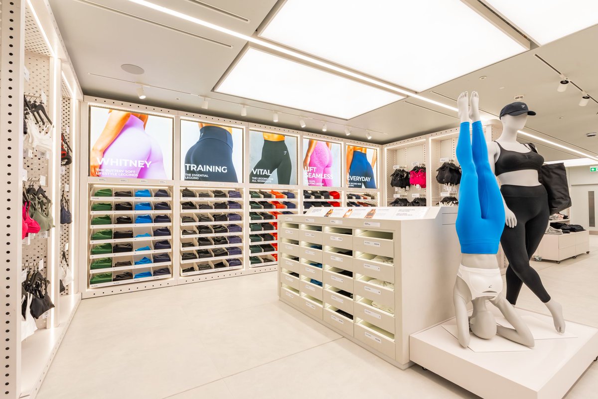 Delighted to be back on site with T A Knox Limited.
Our applicators attended the new Gymshark store, located at The Trafford Centre, out of hours to complete all sealant work.

#Manchester #traffordcenter #gymshark #mastic #sealant #sealing