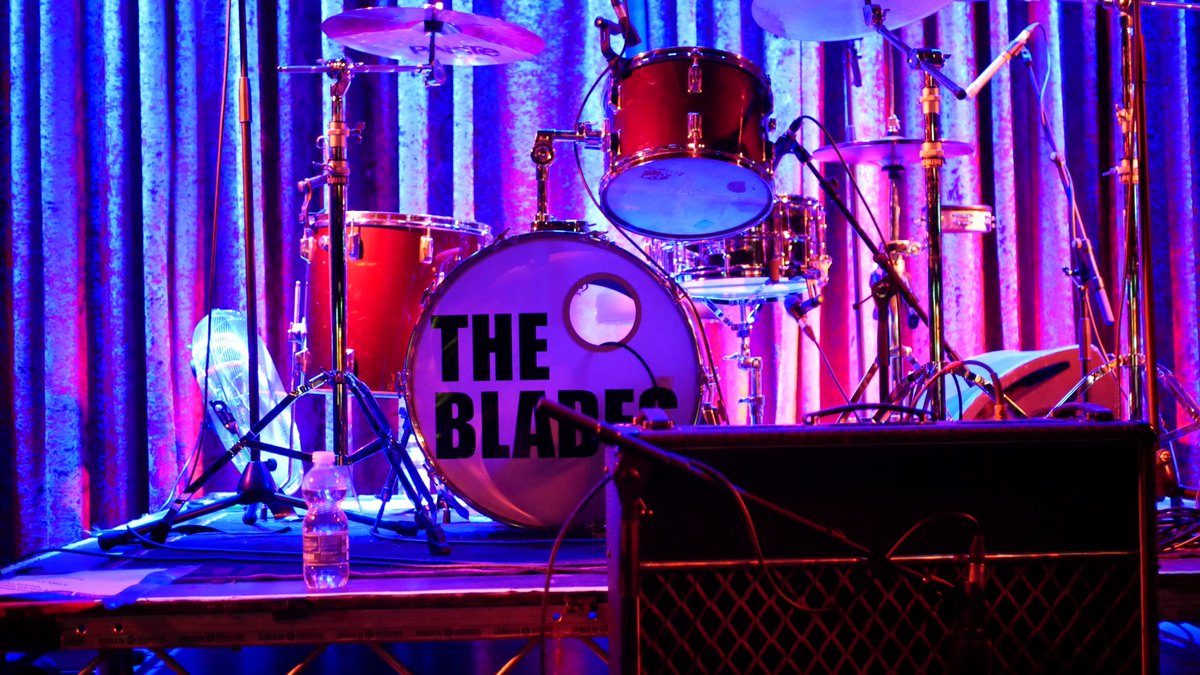 TheBladesBand's tweet image. Róisín Dubh, Galway tonight!

Doors                     :  7.00
Stefan Murphy   :  7.45
THE BLADES       :  8.45

Can&apos;t wait, see you there ...
roisindubh.net/listings/the-b…