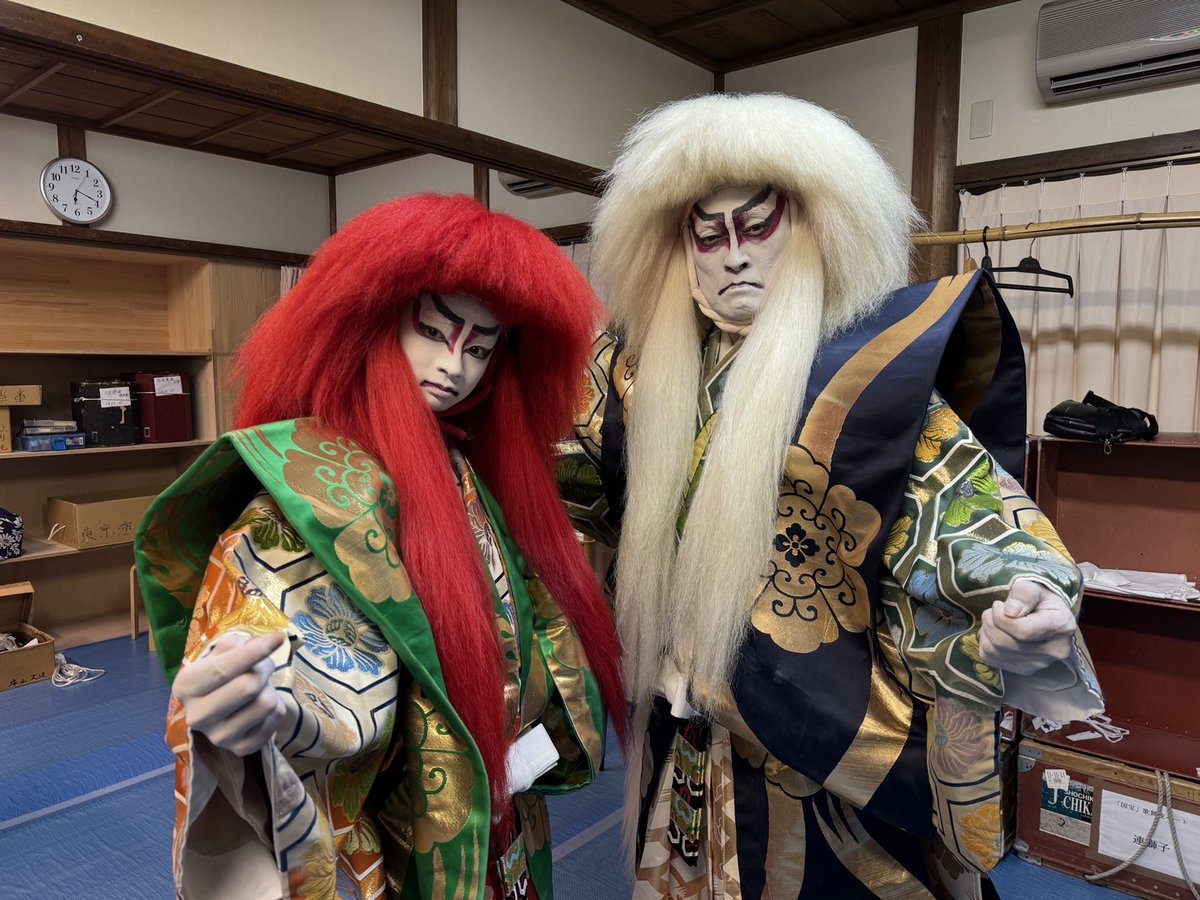 kokuhou_movie's tweet image. ∵⁂ 映画『国宝』大ヒット上映中🪭 ⁂∵
劇場で┋魂が震える映画体験┋を
お楽しみいただけましたか?⟡.·*
明日からは、キャスト陣の
クランクアップ写真の一部をお届けします📸 ⸝·⸝⋆
お楽しみに❁。゚