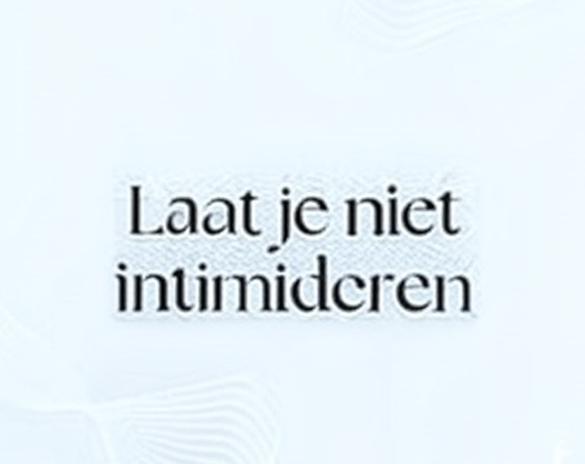 𝐃𝐞 𝐣𝐞𝐮𝐠𝐝𝐛𝐞𝐬𝐜𝐡𝐞𝐫𝐦𝐢𝐧𝐠𝐬𝐛𝐮𝐫𝐞𝐚𝐮𝐜𝐫𝐚𝐭𝐢𝐞: 𝐞𝐞𝐧 𝐬𝐚𝐫𝐜𝐚𝐬𝐭𝐢𝐬𝐜𝐡𝐞 𝐥𝐨𝐟𝐳𝐚𝐧𝐠 

Oh, wat een zegen! U krijgt een contactpersoon van het Jeugdbeschermingsplein toegewezen, een stralende ridder die uw opvoedingssituatie gaat “verbeteren”. Hoera!