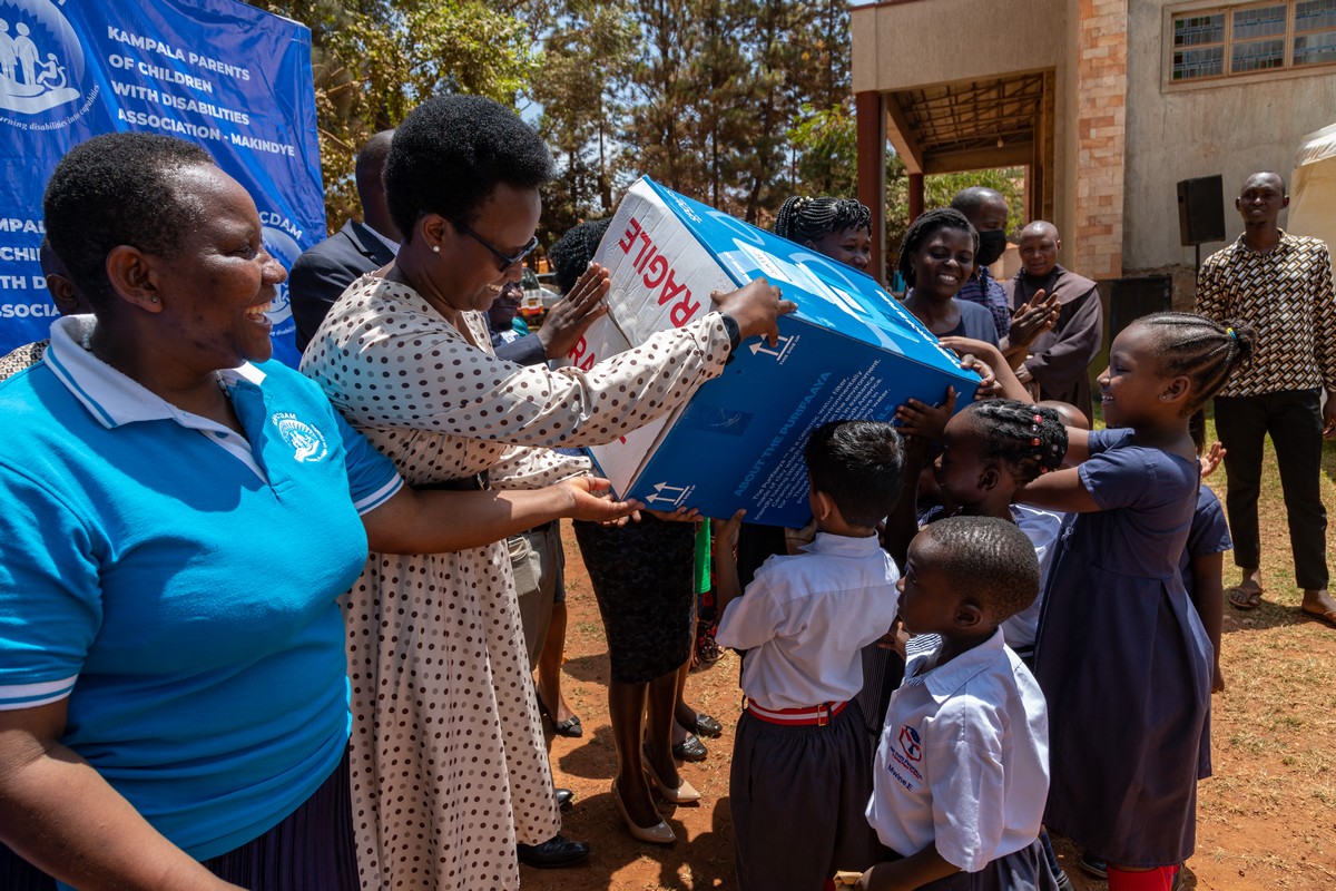 KAPCDAM4's tweet image. 🏡✨ Thrilled that ceramic water filters we gave to homes of children with disabilities and inclusive schools in Makindye are delivering sustainable impact!

💧 Provide 99.9% safe drinking water (no boiling)
 💲 Cut fuel &amp;amp; money costs, save time
 🌍 Reduce CO₂ emissions