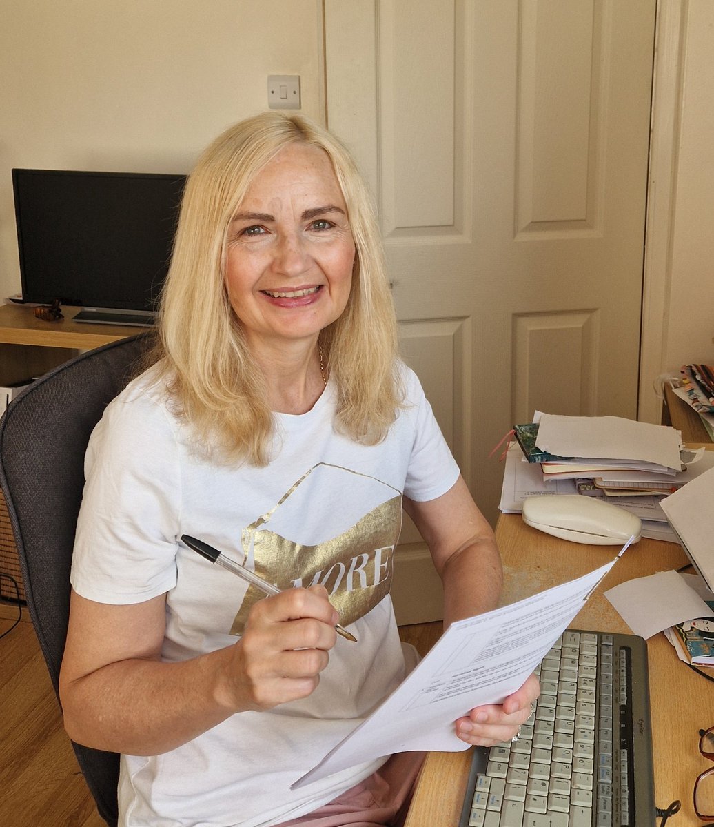 Samantha Tonge Author (@samtongewriter) on Twitter photo Excited to have signed a new 3 book contract with <a href="/BoldwoodBooks/">Boldwood Books</a> 📚
The first will be out next spring and is partly set in Greece!
I'll be continuing to work with the brilliant <a href="/isobelakenhead/">Isobel Akenhead</a> and the rest of the amazing Boldwood team🧡 Excited to have signed a new 3 book contract with <a href="/BoldwoodBooks/">Boldwood Books</a> 📚
The first will be out next spring and is partly set in Greece!
I'll be continuing to work with the brilliant <a href="/isobelakenhead/">Isobel Akenhead</a> and the rest of the amazing Boldwood team🧡