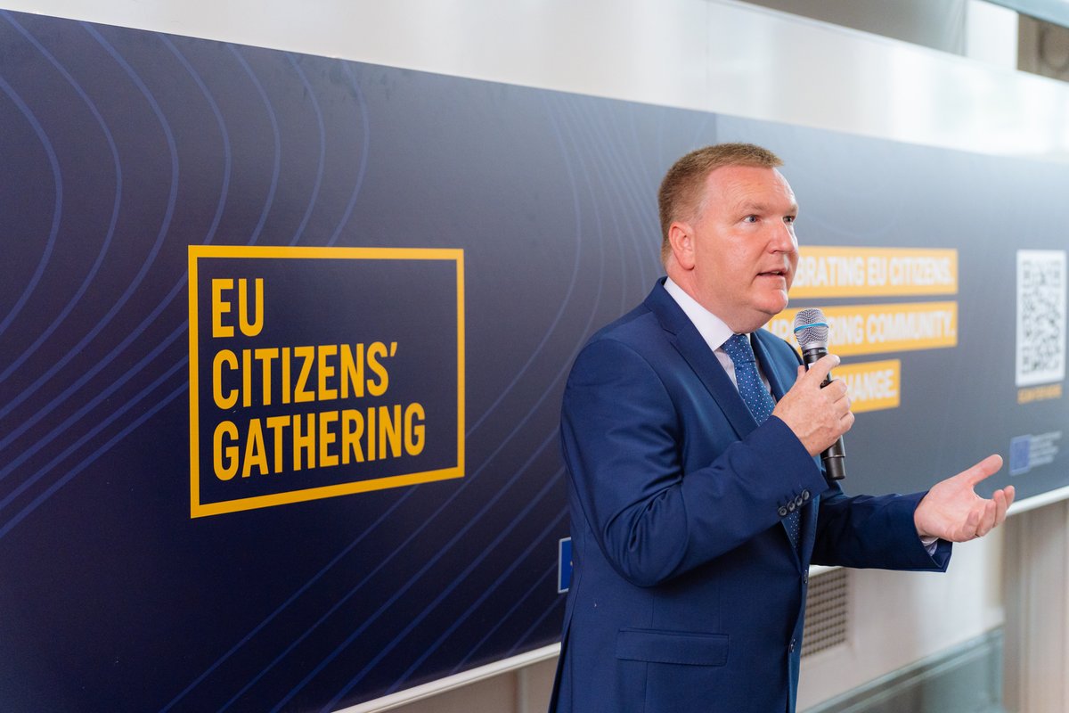 EUdelegationUK's tweet image. Last week’s #EUCitizensGathering was a fantastic success! 🎉🇪🇺🇬🇧
Huge thanks to all the participants and to everyone who followed along on social media. 🤝📱
Find the event’s highlights on our website! 👉 eeas.europa.eu/delegations/un…
#EUCitizens #EUinUK #StrongerTogether