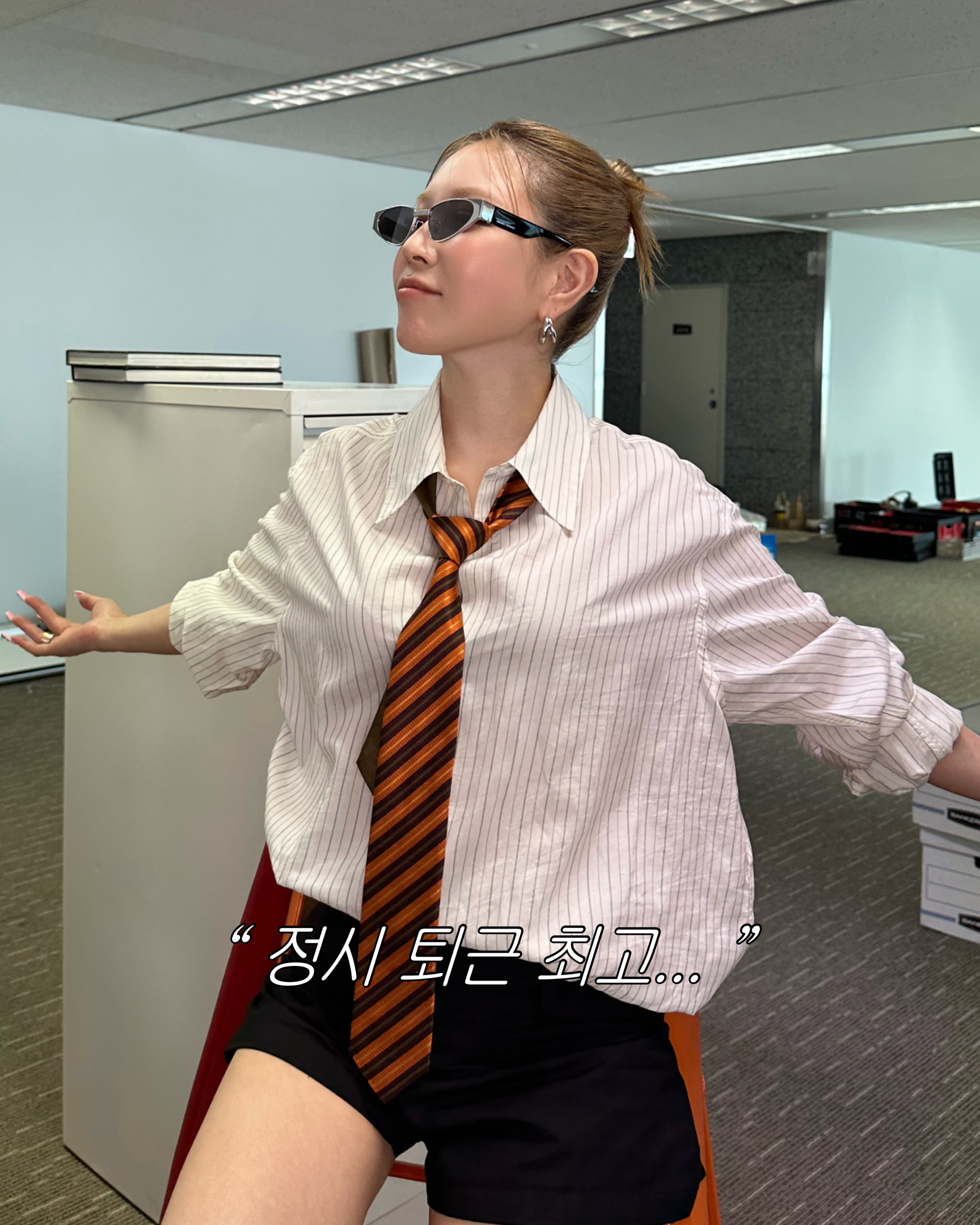 GwIGuSxWEAQmt3u?format=jpg&name=4096x4096