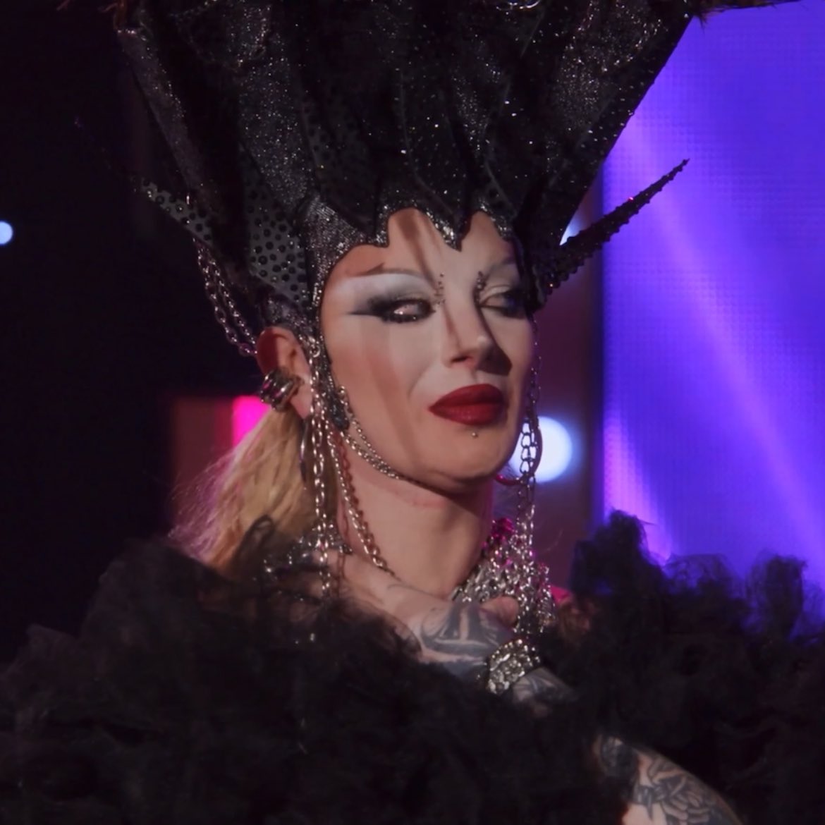 joetashii's tweet image. The two most robbed queens of this finale, all because of a favoritism no one understands. This show is going downhill because of these outrageous decisions. #AllStars10 #DragRace