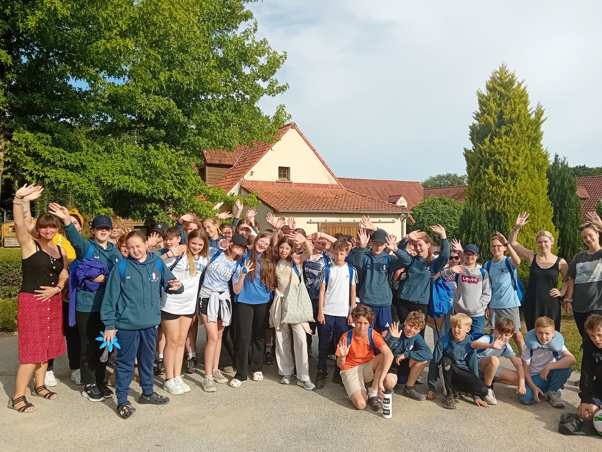 GosforthJunior's tweet image. Au revoir la France!馃嚝馃嚪 We have had an absolute blast! So proud of each and every one of these students! So many positive comments from members of the public and staff at the hotel! Opal Coast trip 2025 about to board the ferry back to England! We're coming home Newcastle!