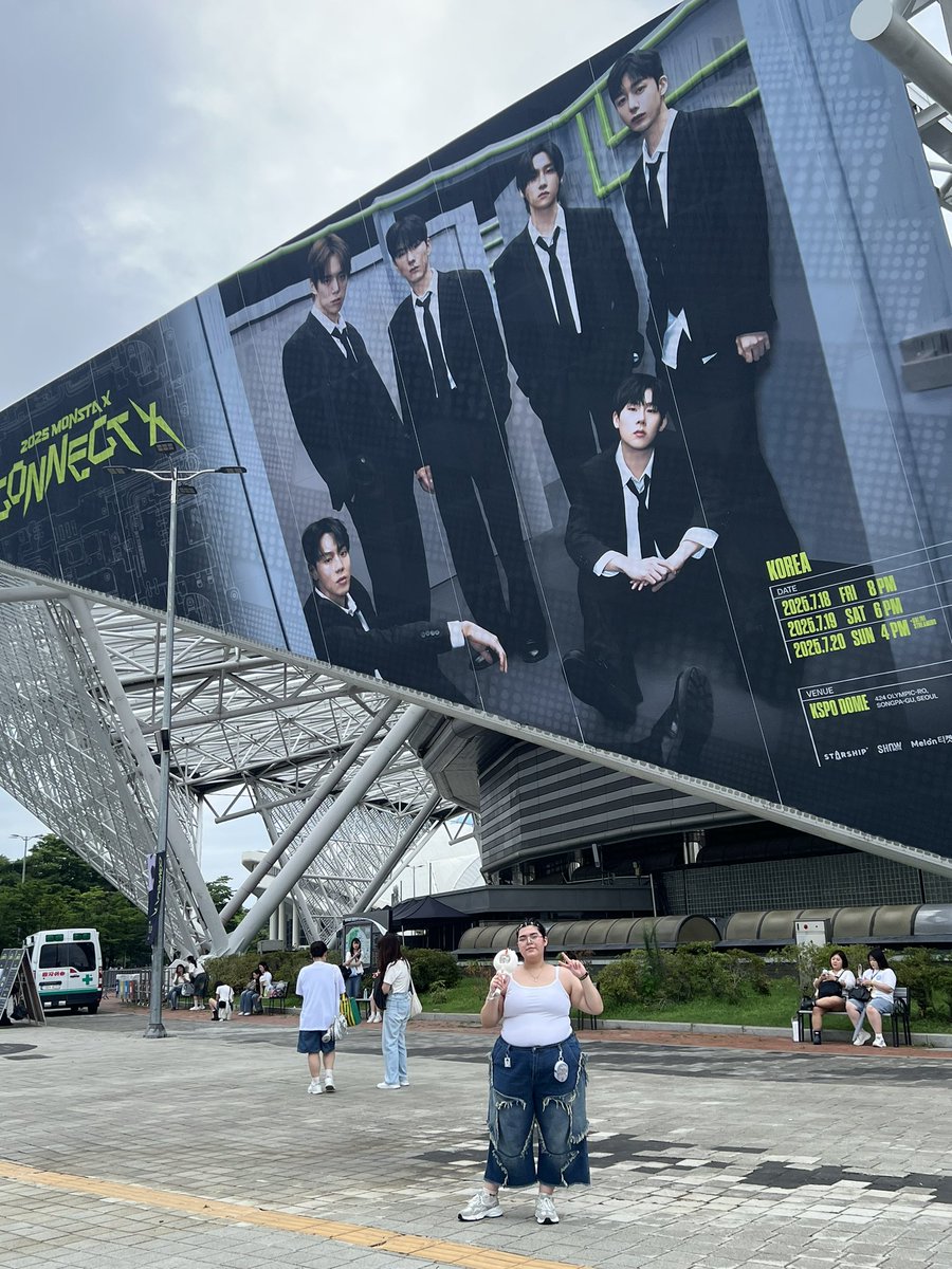 shownunuyo's tweet photo. d-day for the monstas !!

#CONNECTX0718 #커넥트엑스0718
#몬스타엑스 #MONSTAX #MONSTAX_CONNECTX
@officialMONSTAX https://t.co/wlDDj8OO75