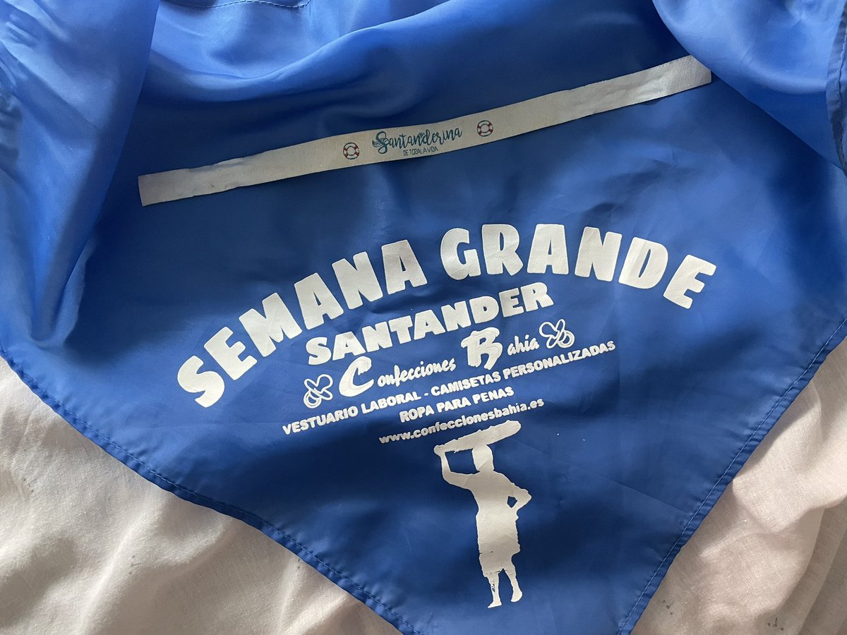 EmmaLCahill's tweet image. Pack STV chupizano Semana Grande de Santander 💙
#STV #Chupinazo #SemanaGrande #Santander #Santiago