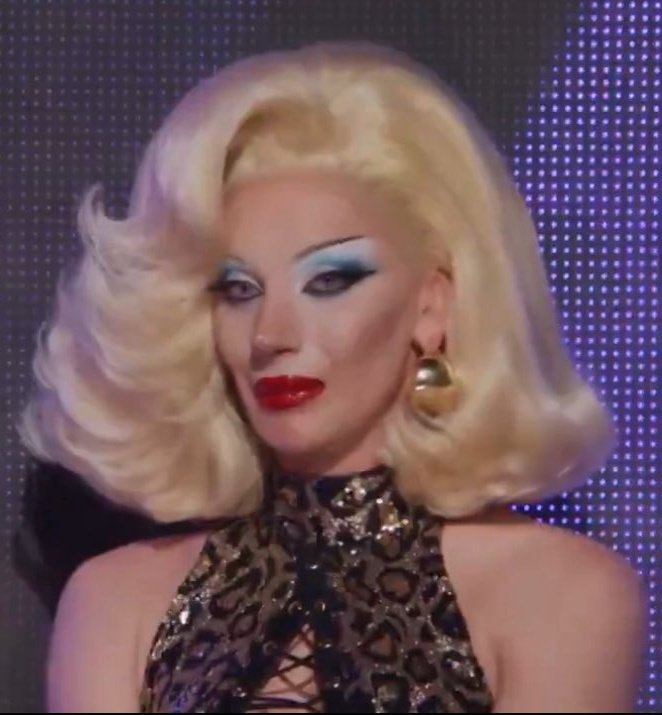 reesewhiz's tweet photo. #DragRace #AllStars10 Grand Finale in a nutshell: https://t.co/3oxBp26m3K