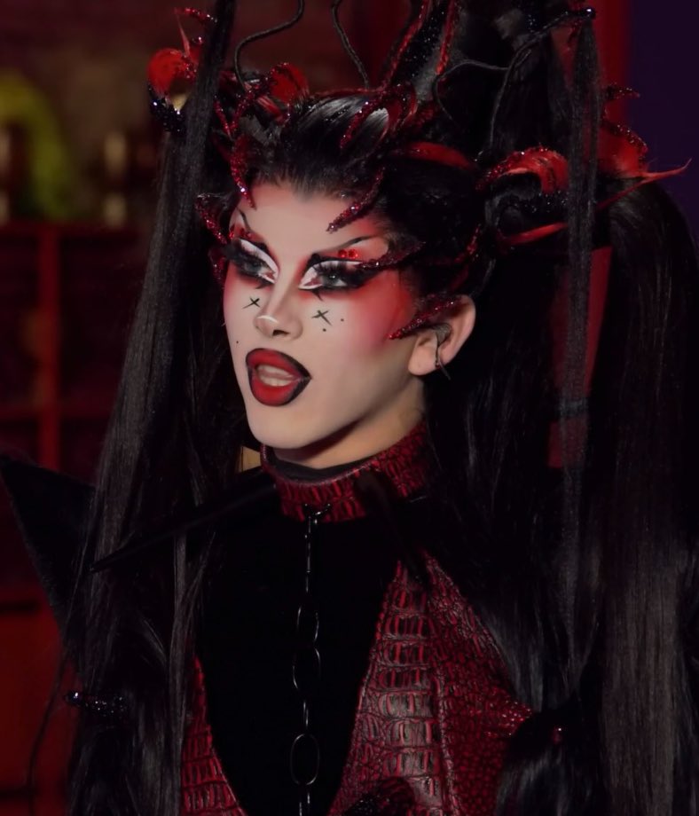 melokordei's tweet photo. .@lydiabkollins wasn’t even announced when she recorded all stars 10. didn’t have “rugirl money” for her package. had 4-5 days to prepare since she was a last minute call. biggest season of all stars yet. 

all that and she STILL made top 4!!!!! LEGEND

#DragRace https://t.co/UwmFKSThyo