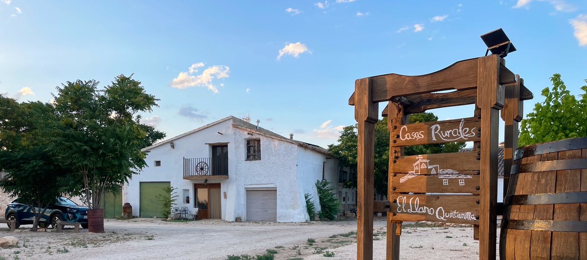 38 visitas realizadas en <a href="/RutaVinoYecla/">Ruta del Vino Yecla</a> <a href="/YeclaVino/">Yecla Vino</a> <a href="/AytoYecla/">Ayuntamiento de Yecla</a> <a href="/visitmurciareg/">Visit Región de Murcia</a> 
Una pequeña joya por descubrir. Una ruta del vino de un solo municipio, todo en un radio de 10 min. Enoturismo, monastrell, gastronomía y gran patrimonio histórico y cultural