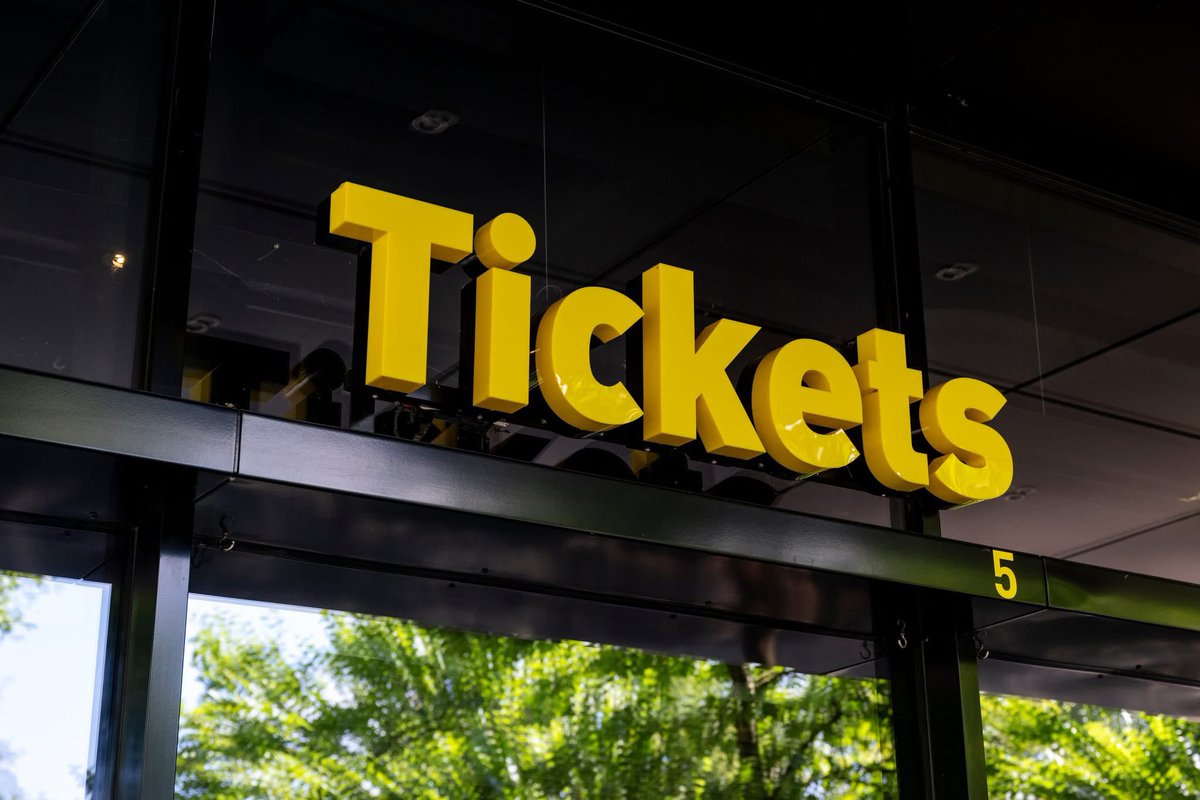 BVB_Fanb's tweet image. 🎟 Tickets für das erste Heimspiel der U23 ab heute erhältlich
In ihrem ersten Heimspiel der Regionalliga-Saison 25/26 empfängt die U23 von Borussia Dortmund die SF Siegen. Der Ticket-Vorverkauf für die Partie startet heute um 12 Uhr.
Alle Infos 👇
bvb.de/de/de/aktuelle…