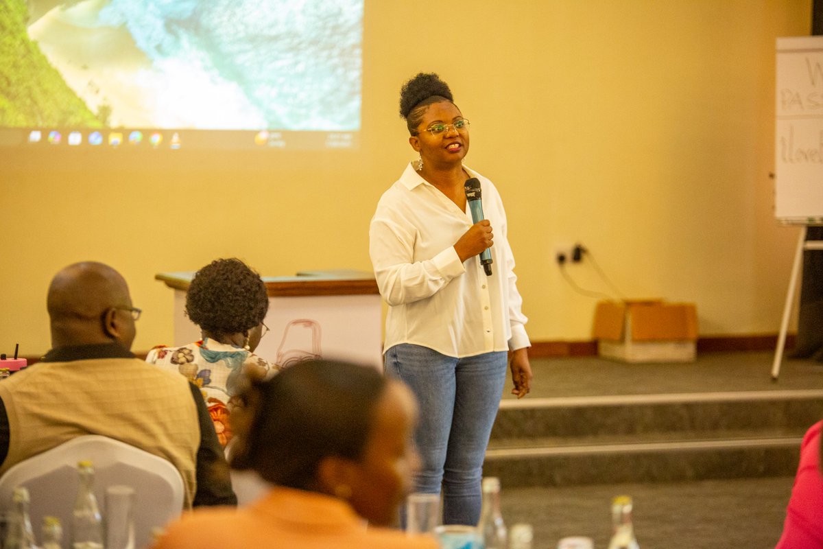 DefendDefenders's tweet image. Our mid-year staff retreat is underway! Today, our team has stepped away from their day-to-day tasks to reflect on the progress we’ve made over the past six months and to intentionally plan for the months ahead.
#20YearsDefending