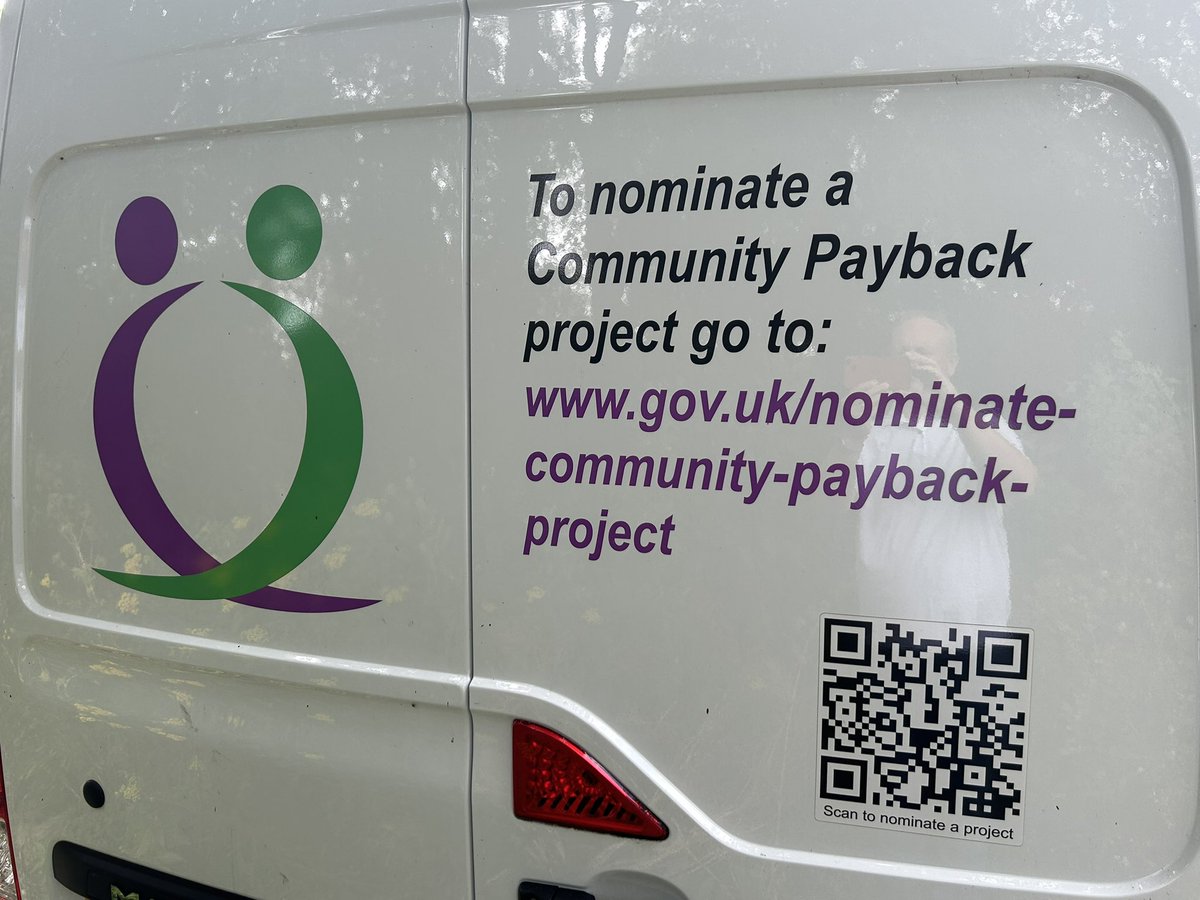 Big day today for the Barnsley Rotherham Unpaid Work team.  First day at our new project The Harley Mission Rooms Lunch Club, team is preparing a two course meal for 40 covers.
#communitypayback 
#whatscooking