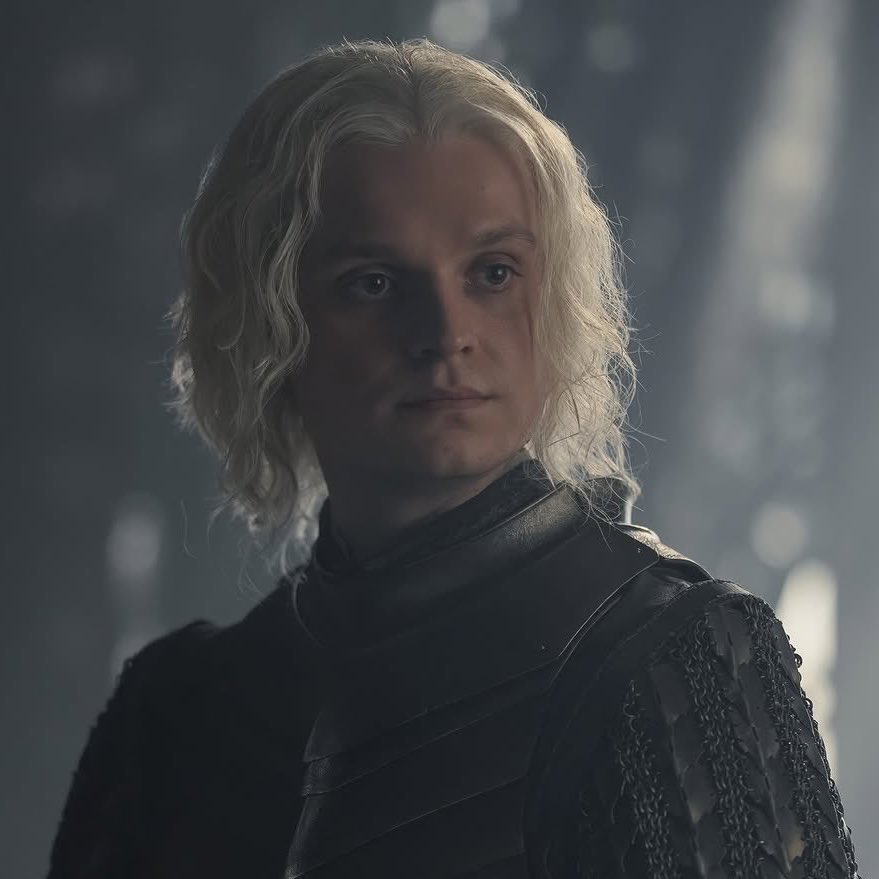 alicentmaxxing's tweet image. Alicent Hightower x Aegon Targaryen x Aemond Targaryen (aligond)