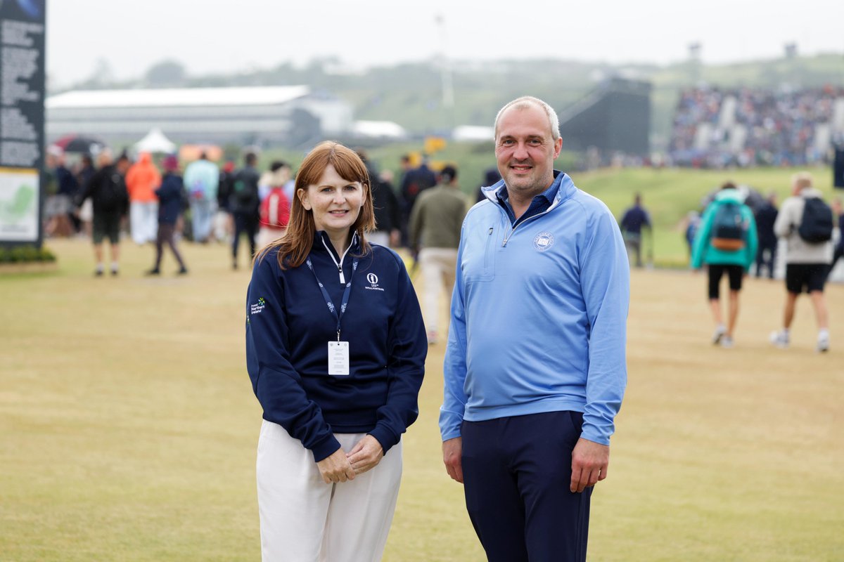 Economy_NI's tweet image. Economy Minister @CArchibald_SF pictured with Galgorm Collection managing director, Colin Johnston at the 153rd @TheOpen after he announced plans to create Northern Ireland’s first championship links golf course in over 100 years.
The Minister said: “Golf tourism generated a…
