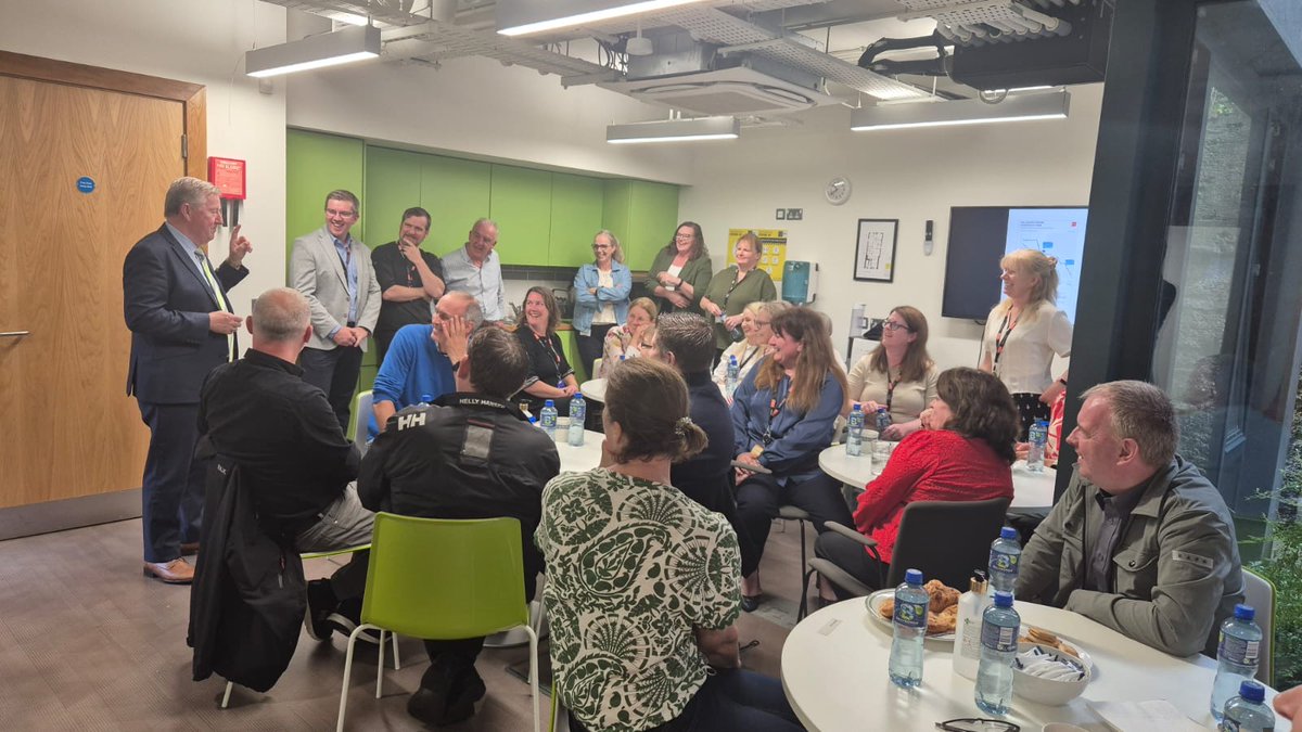 SeanCanney's tweet image. Delighted to visit the RSA offices in Loughrea yesterday.
It was a pleasure to meet the team who work in the areas of Enforcement, Commercial Vehicle Testing and Data areas of the RSA.
@RSAIreland