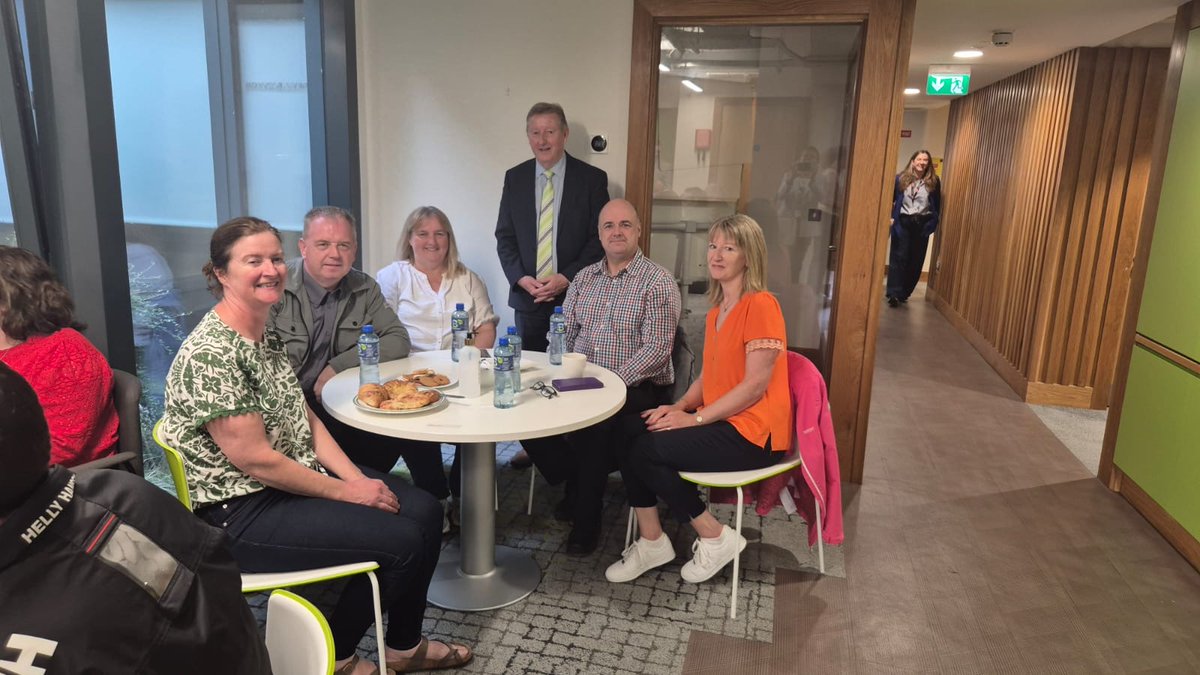 SeanCanney's tweet image. Delighted to visit the RSA offices in Loughrea yesterday.
It was a pleasure to meet the team who work in the areas of Enforcement, Commercial Vehicle Testing and Data areas of the RSA.
@RSAIreland