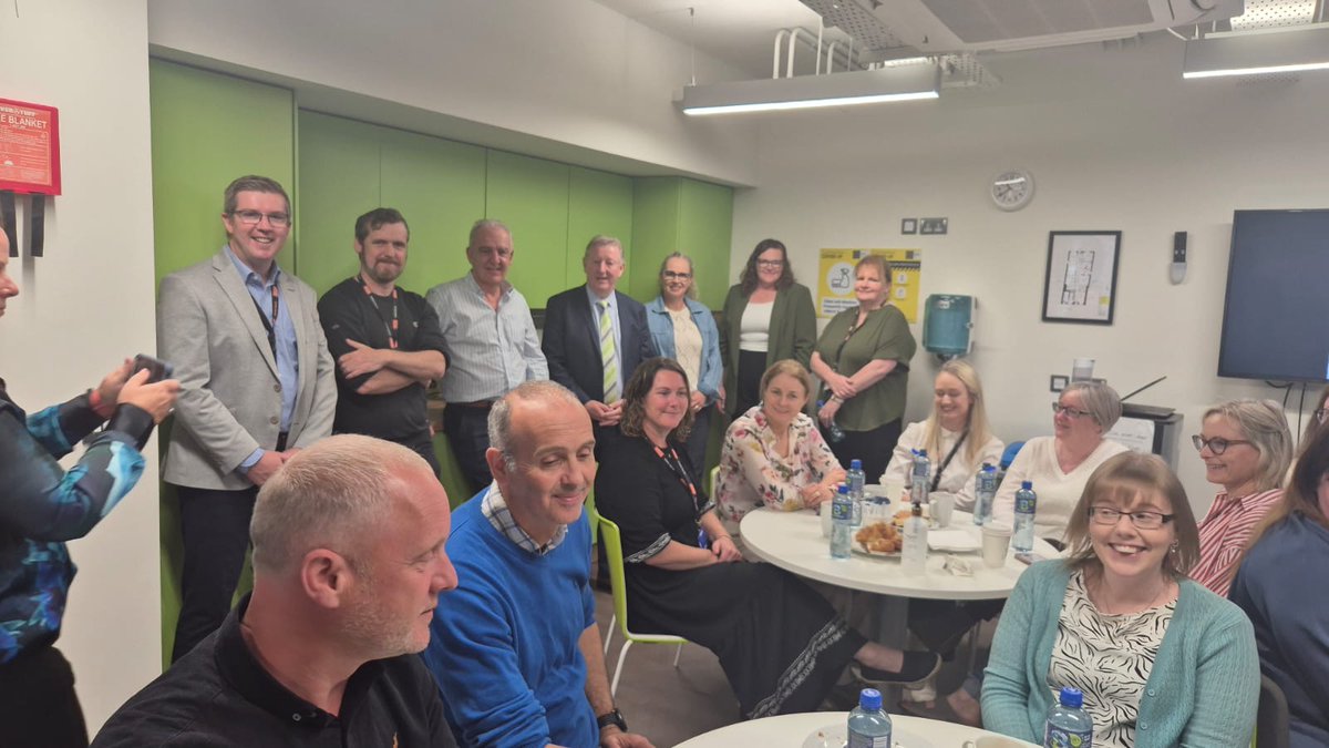 SeanCanney's tweet image. Delighted to visit the RSA offices in Loughrea yesterday.
It was a pleasure to meet the team who work in the areas of Enforcement, Commercial Vehicle Testing and Data areas of the RSA.
@RSAIreland
