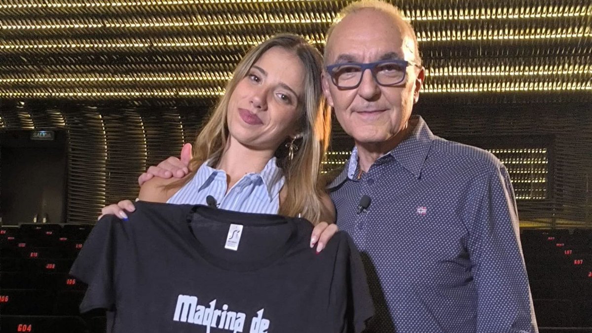 Ana de Alva, directora de 'Voy a pasármelo mejor', madrina de <a href="/DiasDeCine/">Días de Cine</a> 

Este sábado 19 de julio, a las 19:15 h, en <a href="/la2_tve/">La 2</a> 

rtve.es/n/16668630