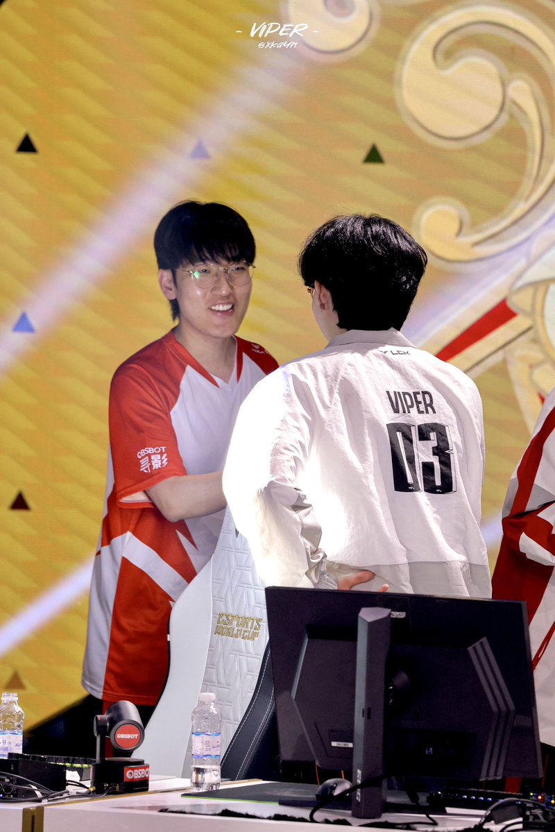 XKay71's tweet image. 250717 EWC QuarterFinal
도현이랑 승용이🤝
원즈에서 또 보장🥺
#Viper #바이퍼 #박도현
#Tarzan #타잔 #이승용