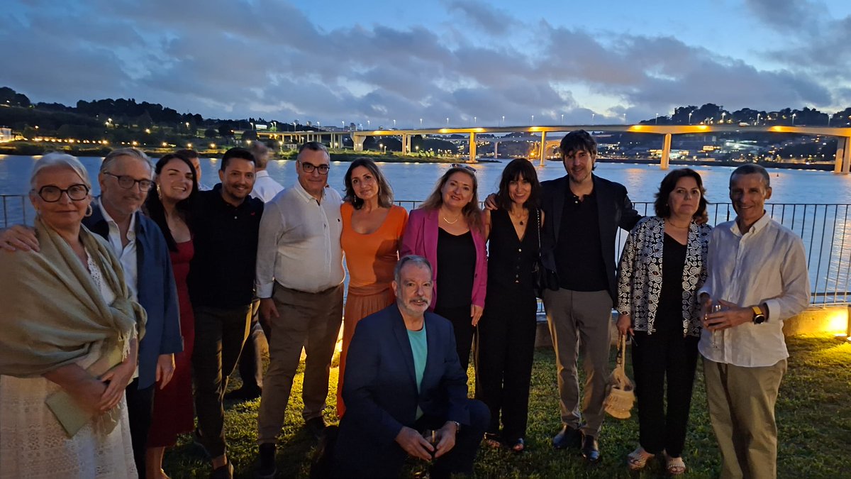 📢 Con motivo de la celebración del 25º aniversario de SISTRADE, algunos de nuestros asociados han viajado a Oporto para la ocasión.

¡Felicidades, SISTRADE! 🎂

#AIFEC #SISTRADE #Networking #Aniversario #Porto #Etiquetas