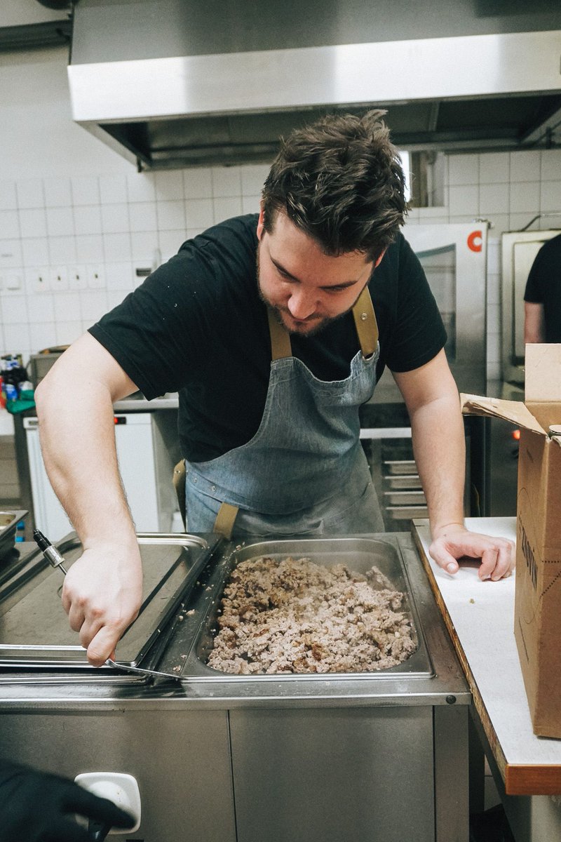 ApesGourmet's tweet photo. 👨🍳 It all starts here.
Fresh pork 🐖 from our farm, cooked low and slow with care.
No fancy machines, just hands, patience, and tradition.
You can taste the effort in every jar.
#ApesGourmet #FarmToJar #RealFood #Handcrafted #MadeByApes https://t.co/rEgoJG1n34