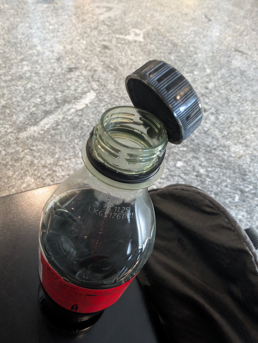MedicCasts's tweet image. The telltale sign you&apos;re back in Europe.