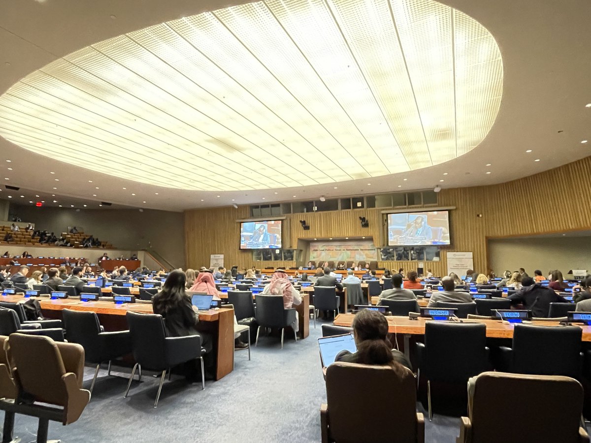 UN_Armida's tweet image. #AsiaPacific is home to 38 middle-income countries and 60% of the world’s population.
At #HLPF, I emphasized that achieving the #SDGs means investing in people, advancing the green transition & expanding partnerships, including with emerging donors & private sector.