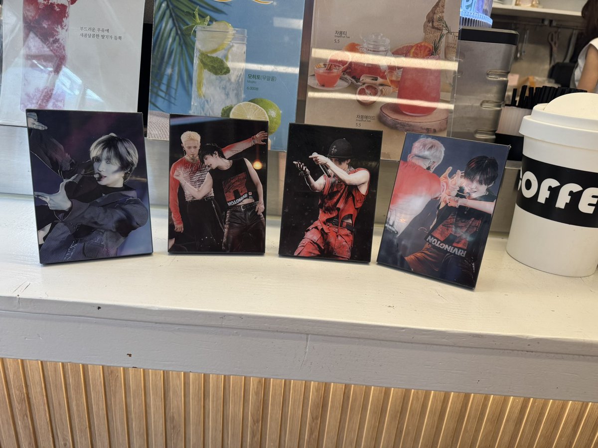 minmin99895865's tweet image. 네번째 방문한 카페
온통 예쁘고 멋진 태민이뿐🫶
#언제까지나_유일한_태민
#The_new_TAEMPTATION
#영원한원앤온리_해피태민데이
#HAPPYTAEMINDAY