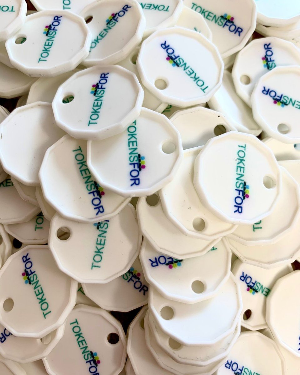 Tokens_For's tweet image. 🛒 Need locker or trolley tokens? Perfect for gyms, leisure centres &amp;amp; supermarkets. Reusable, fits most £1 mechanisms &amp;amp; available in lots of colours. Want branded tokens? DM us! #LockerTokens #TrolleyTokens #CashlessSolutions #TokensFor