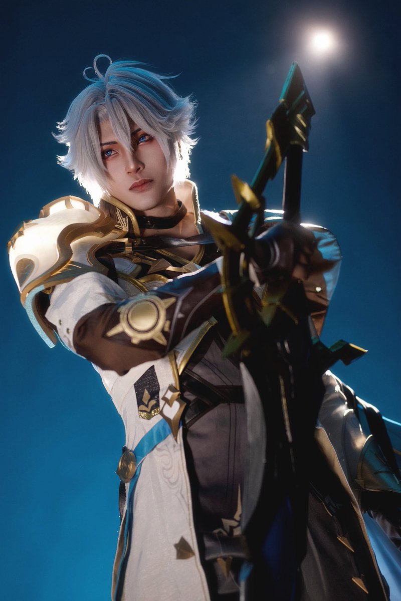 ZACKTcos's tweet image. Finally cosplayed #Phainon 🗡️💙🪽
#HSR #HonkaiStarRail #Hoyoverse