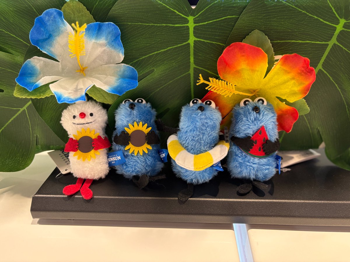 【景品情報】
大人気、PUPPET　SUNSUNより、
ぬいぐるみマスコット　Summer verが大登場中です！

夏らしい、カラーなPUPPET　SUNSUNを
ぜひ皆さまの手元まで～

＃ラクイチラクザ
＃PUPPETSUNSUN
＃Summer