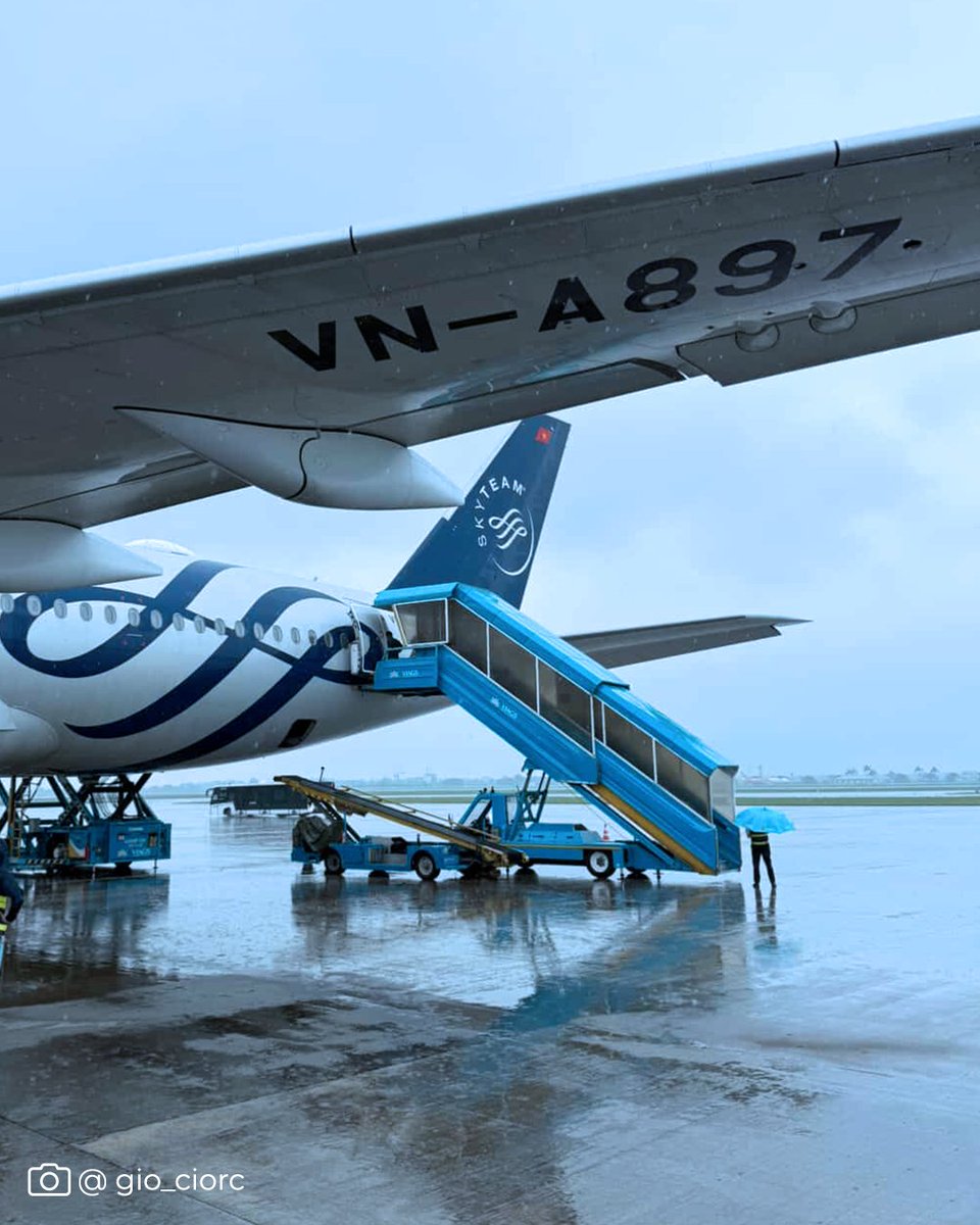 Rain or shine, our members are here to make your journey a smooth one. ☁️

#SkyTeam