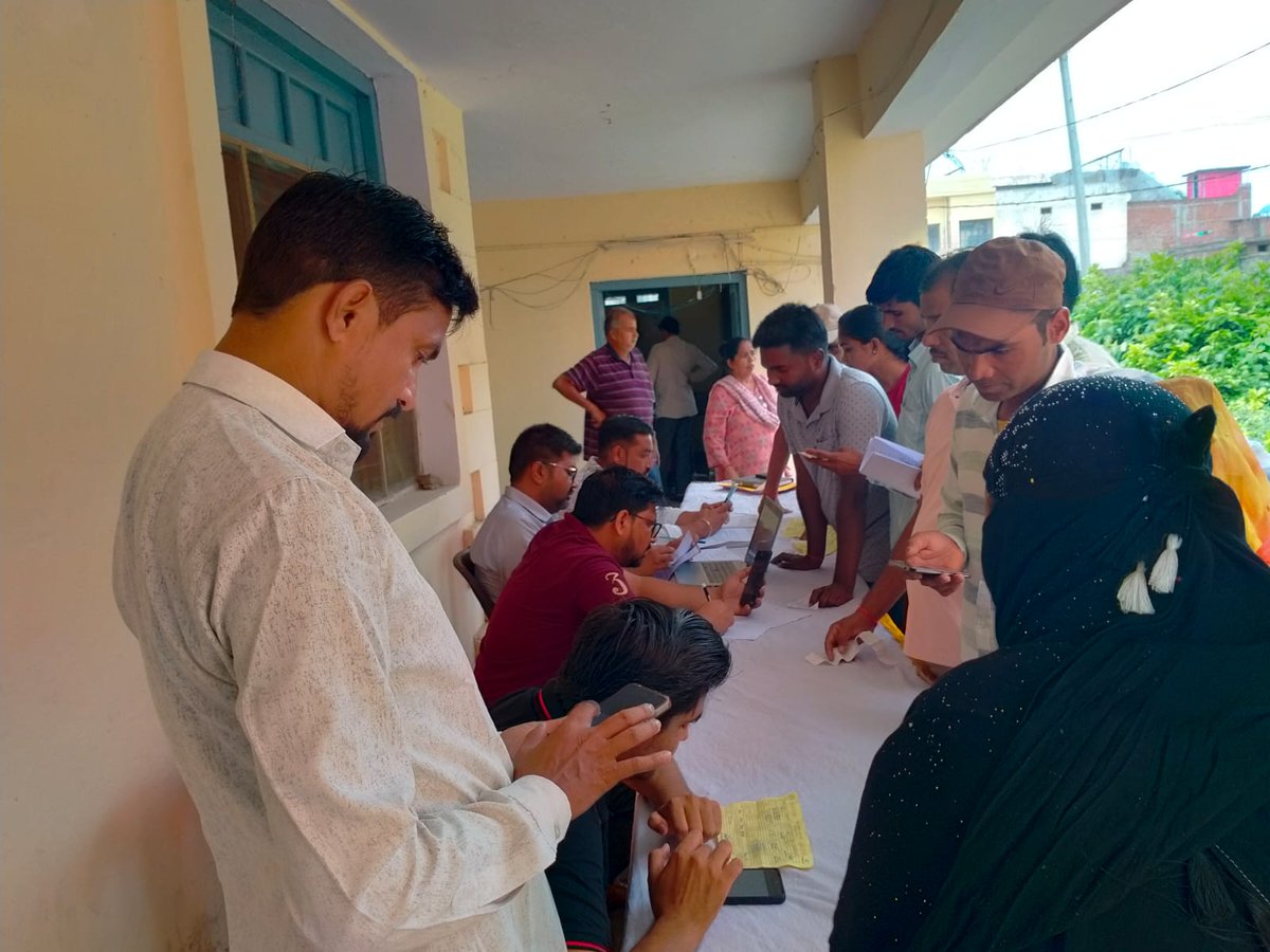 MVVNL LAKHIMPUR (@edclakhimpur) on Twitter photo рдЖрдЬ рджрд┐рдирд╛рдБрдХ 18/07/2025 рдХреЛ рд╡рд┐0 рд╡рд┐0 рдЦрдВрдб рдЧреЛрд▓рд╛ рдореЗрдВ рдмрд┐рд▓ рд╕реБрдзрд╛рд░ рд╣реЗрддреБ рдореЗрдЧрд╛ рдХреИрдореНрдк рдХрд╛ рдЖрдпреЛрдЬрди рдХрд┐рдпрд╛ рдЧрдпрд╛ред рдЬрд┐рд╕рдореЗ, рдЕрдзреАрдХреНрд╖рдг рдЕрднрд┐рдпрдиреНрддрд╛, рд╡рд┐0 рд╡рд┐0 рдордгреНрдбрд▓ рдЧреЛрд▓рд╛ рджреНрд╡рд╛рд░рд╛ рдХреИрдореНрдк рдХрд╛ рдирд┐рд░реАрдХреНрд╖рдг рдХрд┐рдпрд╛ рдЧрдпрд╛ред
<a href="/MVVNLHQ/">Madhyanchal Vidyut Vitran Nigam Limited</a> <a href="/MVVNLmd/">MVVNL</a> рдЖрдЬ рджрд┐рдирд╛рдБрдХ 18/07/2025 рдХреЛ рд╡рд┐0 рд╡рд┐0 рдЦрдВрдб рдЧреЛрд▓рд╛ рдореЗрдВ рдмрд┐рд▓ рд╕реБрдзрд╛рд░ рд╣реЗрддреБ рдореЗрдЧрд╛ рдХреИрдореНрдк рдХрд╛ рдЖрдпреЛрдЬрди рдХрд┐рдпрд╛ рдЧрдпрд╛ред рдЬрд┐рд╕рдореЗ, рдЕрдзреАрдХреНрд╖рдг рдЕрднрд┐рдпрдиреНрддрд╛, рд╡рд┐0 рд╡рд┐0 рдордгреНрдбрд▓ рдЧреЛрд▓рд╛ рджреНрд╡рд╛рд░рд╛ рдХреИрдореНрдк рдХрд╛ рдирд┐рд░реАрдХреНрд╖рдг рдХрд┐рдпрд╛ рдЧрдпрд╛ред
<a href="/MVVNLHQ/">Madhyanchal Vidyut Vitran Nigam Limited</a> <a href="/MVVNLmd/">MVVNL</a>