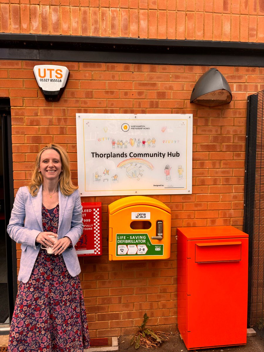 LucyRigby's tweet image. Just about to start our coffee morning in #Thorplands. We’re here until 11.30 so pop in and have a chat over a coffee (we do have tea too!)