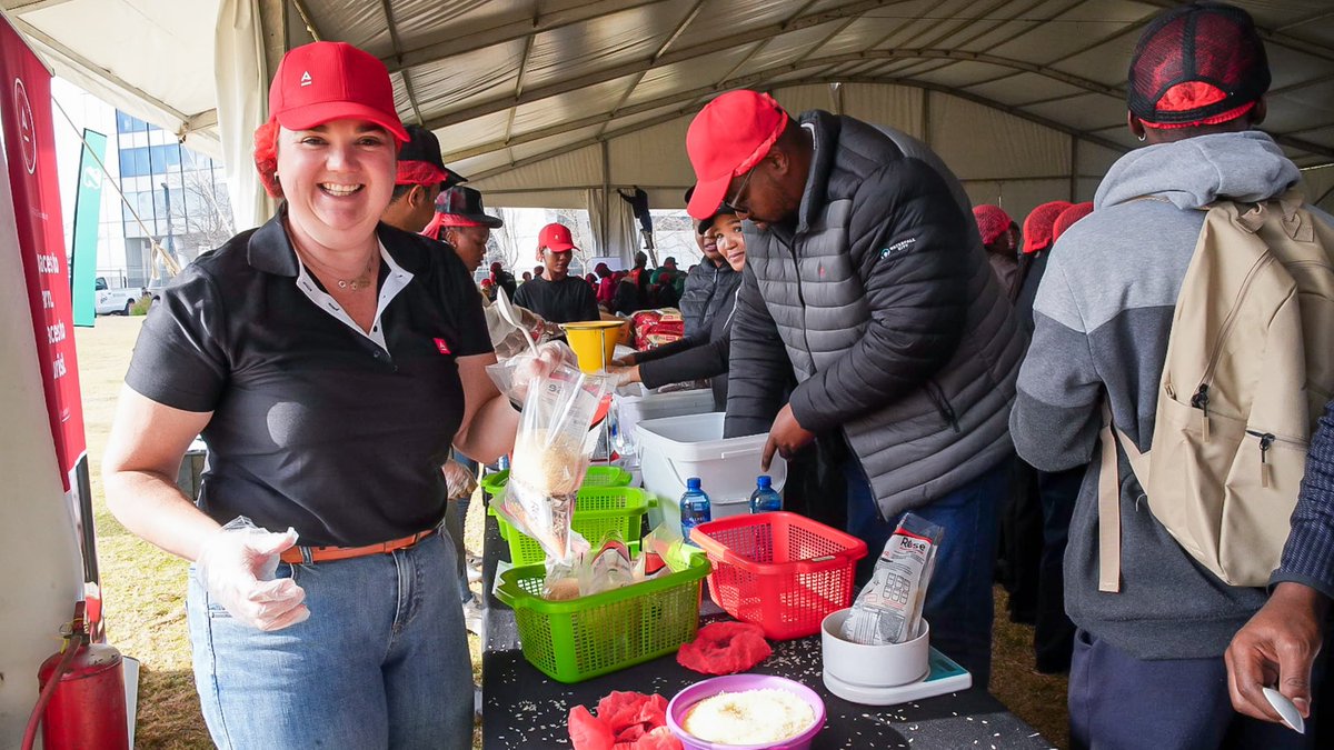 Attacq Limited (@attacqlimited) on Twitter photo 61,344 meals packed and we're just getting started <a href="/TheMallOfAfrica/">Mall Of Africa</a> today!
Join our #MandelaDay <a href="/rah_africa/">Rise Against Hunger Africa</a> by donating to keep the meals flowing: attacq.co.za/rah
#67Minutes #RiseAgainstHunger #WaterfallCity #Attacq #EndHunger 61,344 meals packed and we're just getting started <a href="/TheMallOfAfrica/">Mall Of Africa</a> today!
Join our #MandelaDay <a href="/rah_africa/">Rise Against Hunger Africa</a> by donating to keep the meals flowing: attacq.co.za/rah
#67Minutes #RiseAgainstHunger #WaterfallCity #Attacq #EndHunger