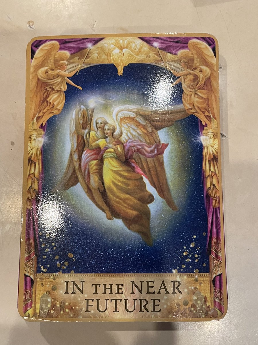 4480YAMADA's tweet image. 明日のカード

頑張って来ていることは近い将来に良き結果としてあなた方の元にやってくるみたい😊
楽観的に今迄の自分とコレからの自分を信じてあげてください😊

#オラクルカード
#angelanswers