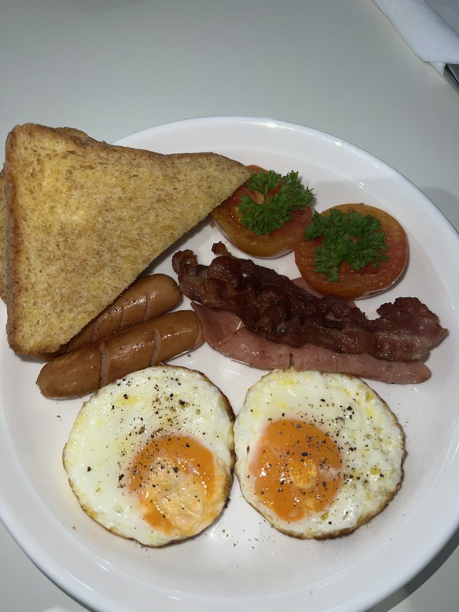 natasittttt's tweet image. ภาษาจีนวันนี้ณฐขอเสนอ

荷包蛋 (hé bāo dàn)  🍳
面包 (miàn bāo) 🍞
西红柿 (xī hóng shì)  🍅
培根 (péi gēn) 🥓

#natasitt #ChinesewithNat