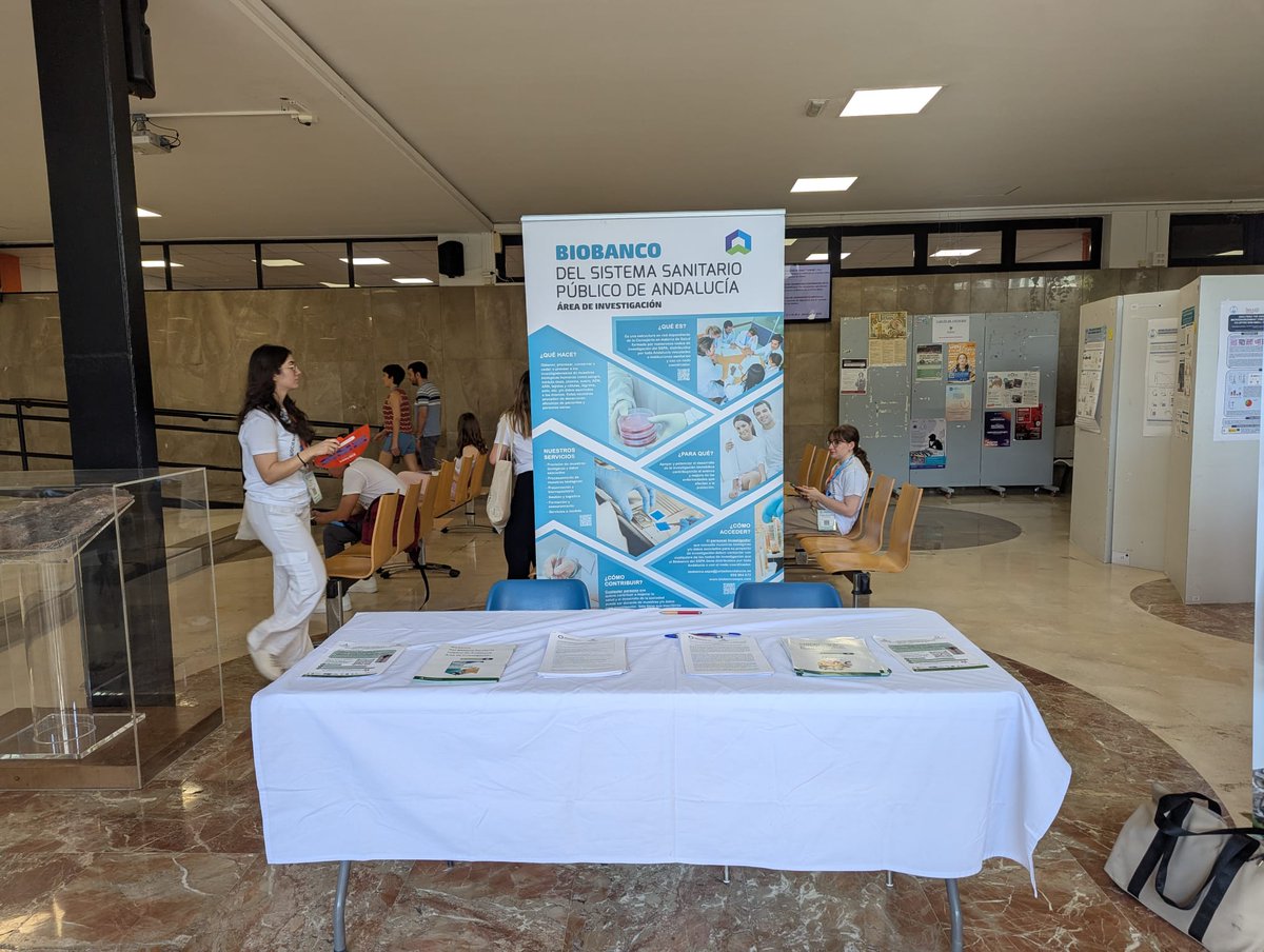 BiobancoDelSSPA's tweet image. 📍 Hoy estamos en @BiocienciasGRX en @fcienciasugr, participando en el foro de empresas y entidades.
Desde el @BiobancoDelSSPA compartimos la importancia de la donación de muestras biológicas para impulsar la investigación.
¡Os esperamos!