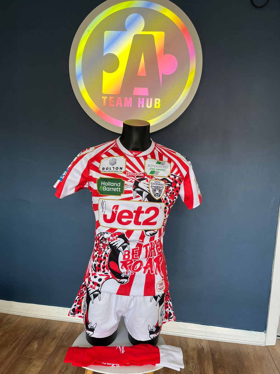 LLRL_Foundation's tweet image. How good was Andrew Badrock last night?!
Want a chance to own his match-worn, signed Magic Weekend kit?
Just £1 per entry – tinyurl.com/BadrockMagicWe…
