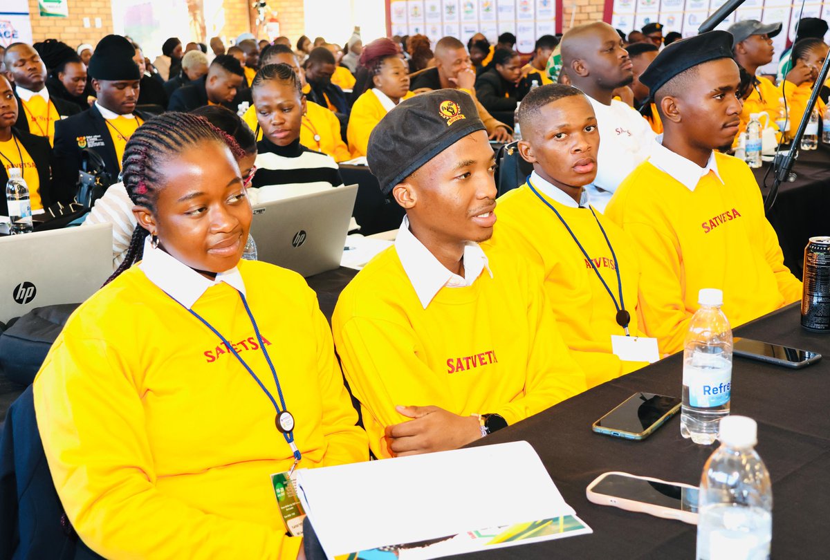 HigherEduGovZA's tweet photo. The programme aims to enhance the leadership skills of student leaders within the TVET college sector, while also providing a platform for engagement between the Department and student leaders on key policy and systemic issues.
#StudentLeadership2025
#SATVETSA
#SRCInduction https://t.co/1t0OOfkq8U