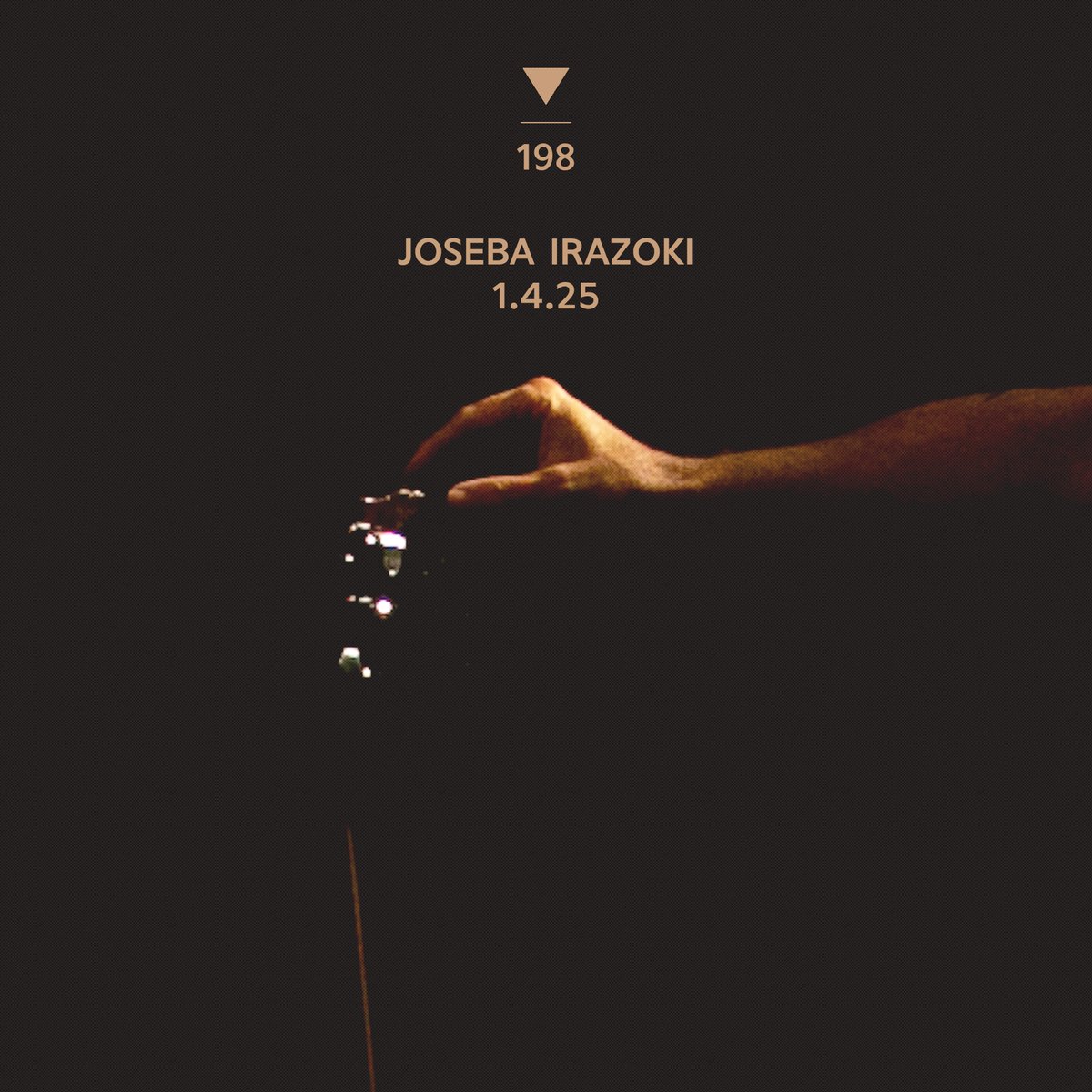 Cafeoto's tweet image. Out this week on Otoroku, a live recording of the debut OTO performance from Basque guitarist, Joseba Irazoki! Dense slabs of distorted tones and hissing static rub shoulders with featherlight arpeggios and beautiful, crystalline chords: cafeoto.co.uk/shop/joseba-ir…
