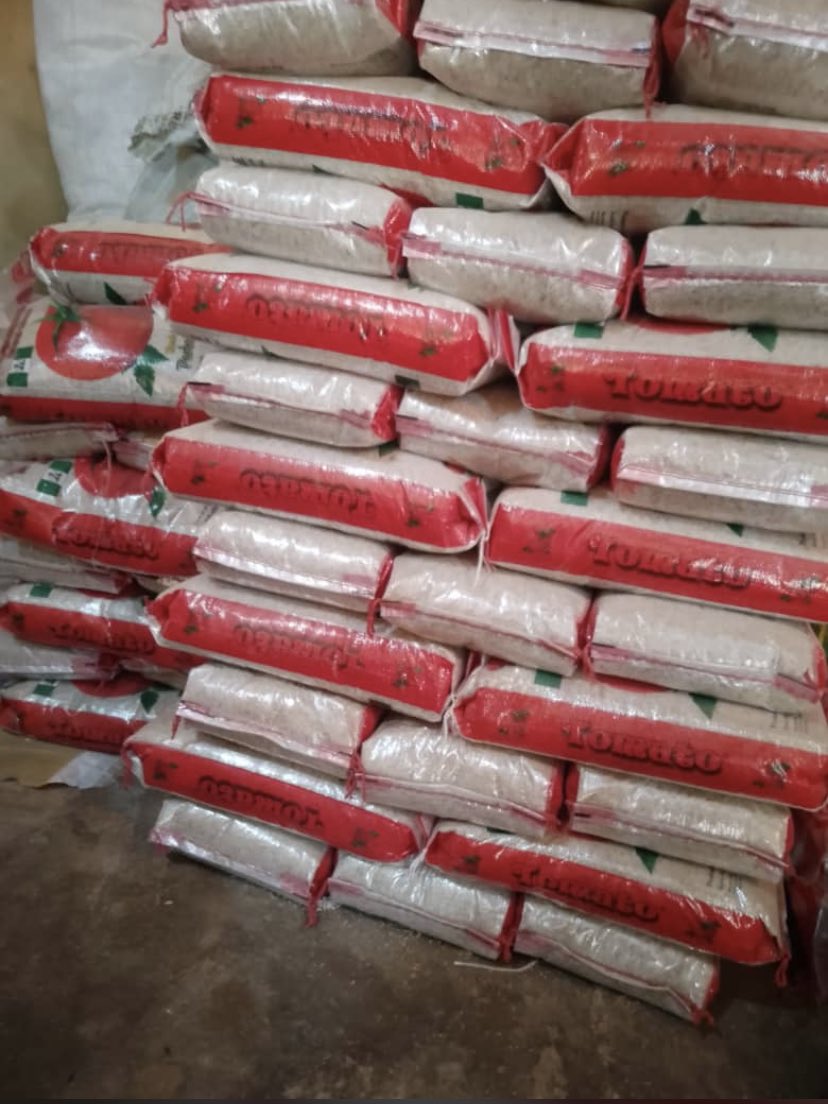 FestusWisdom9's tweet photo. Good morning my country people,I bring to you the best rice,long grains and stone free…we can deliver to any part of the country,please feel free to dm https://t.co/qZzjJx7q1b