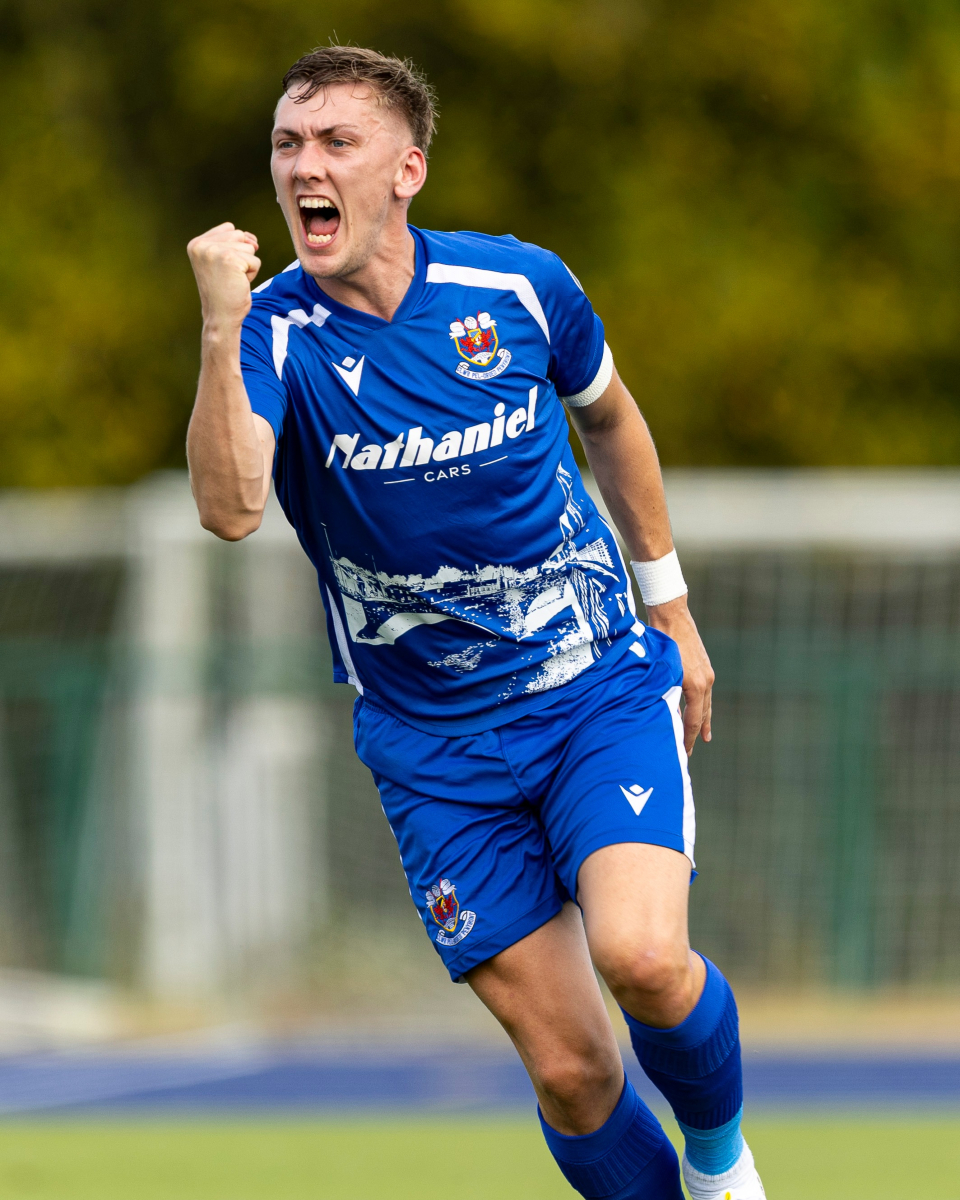 PenybontFC_'s tweet image. It hasn&apos;t always been easy, but we stuck together and did Bridgend proud. 💙

Thank you to the 1,412 fans who came last night and everyone who travelled to Lithuania. It&apos;s been some ride! Let&apos;s carry this into the new season. See you soon! 👏

#WeArePenybont