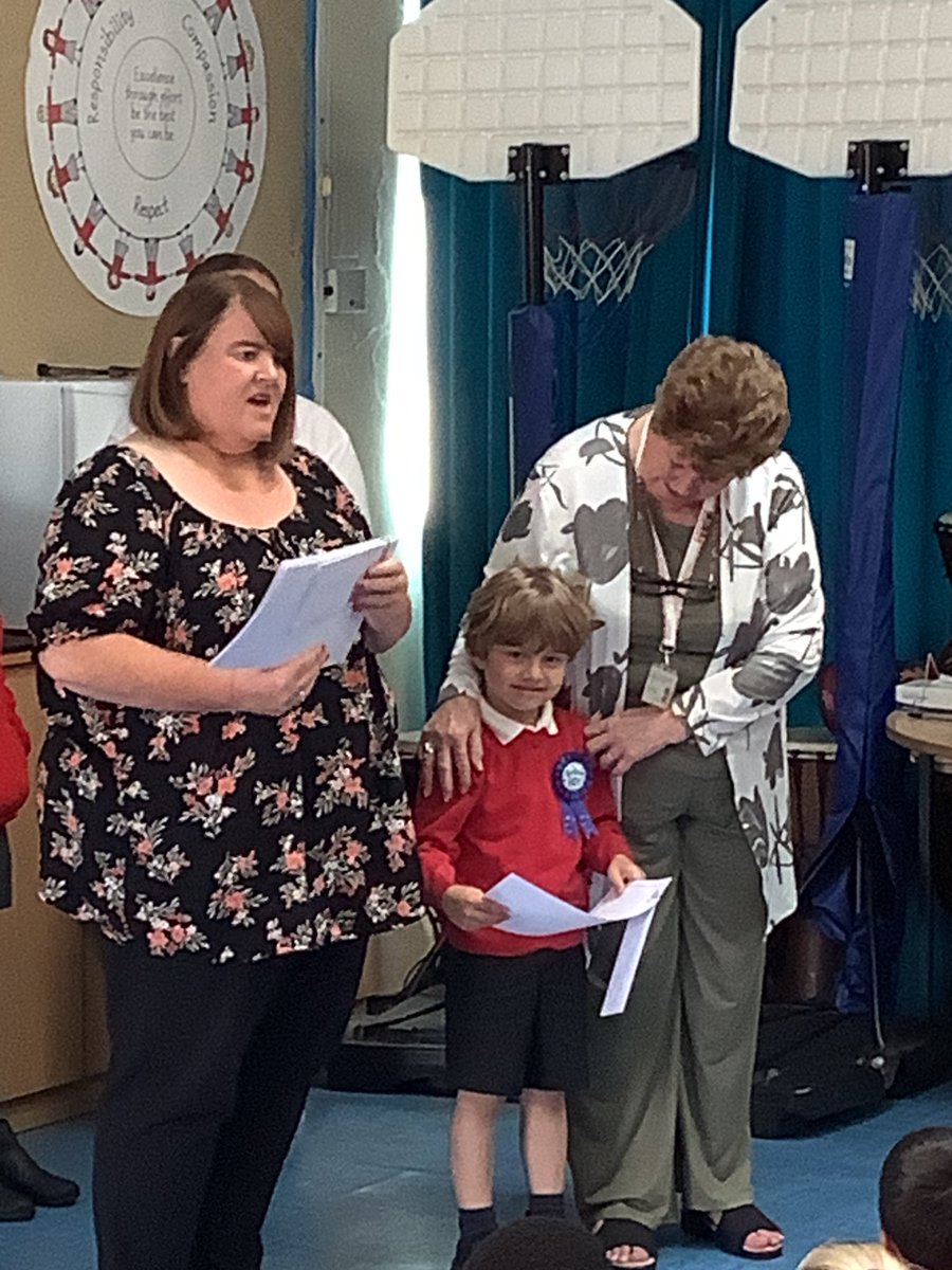 <a href="/FallaParkSchool/">Falla Park Community Primary School</a> <a href="/Miss_Carr_Falla/">Miss Carr</a> Well done to the following children for receiving on of the following awards: Busy Bee of the Year, the Good Friend of the year and the most progress made in writing ! ⭐️🐝✏️