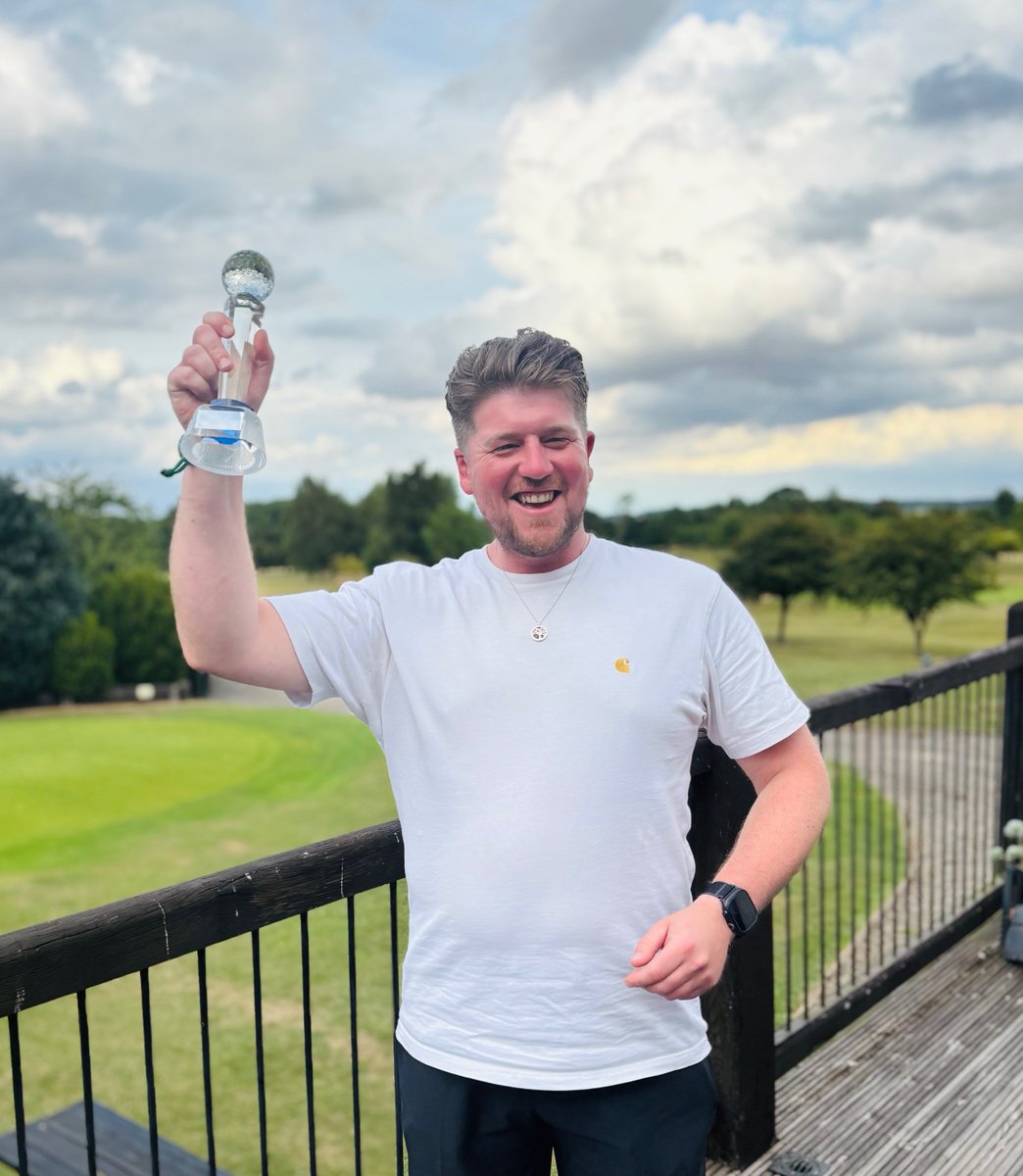 CPA_Planthire's tweet image. Congratulations to Lee Fensome of TCUK (Tower Cranes UK Ltd) who won ‘Nearest the Pin’ at yesterday’s @CPA_Planthire Golf Day. Lee is pictured with Bill Hill of @WeAreLHCharity and the CPA's Chris Cassley ⛳ 🏌

#CPAGolfDay #LighthouseClub #Fundraising #Golf #Golfing #GolfDay